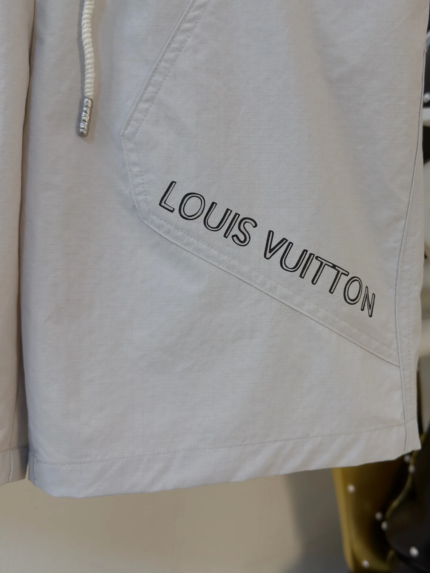 Men's Shorts LOUIS VUITTON 18296370