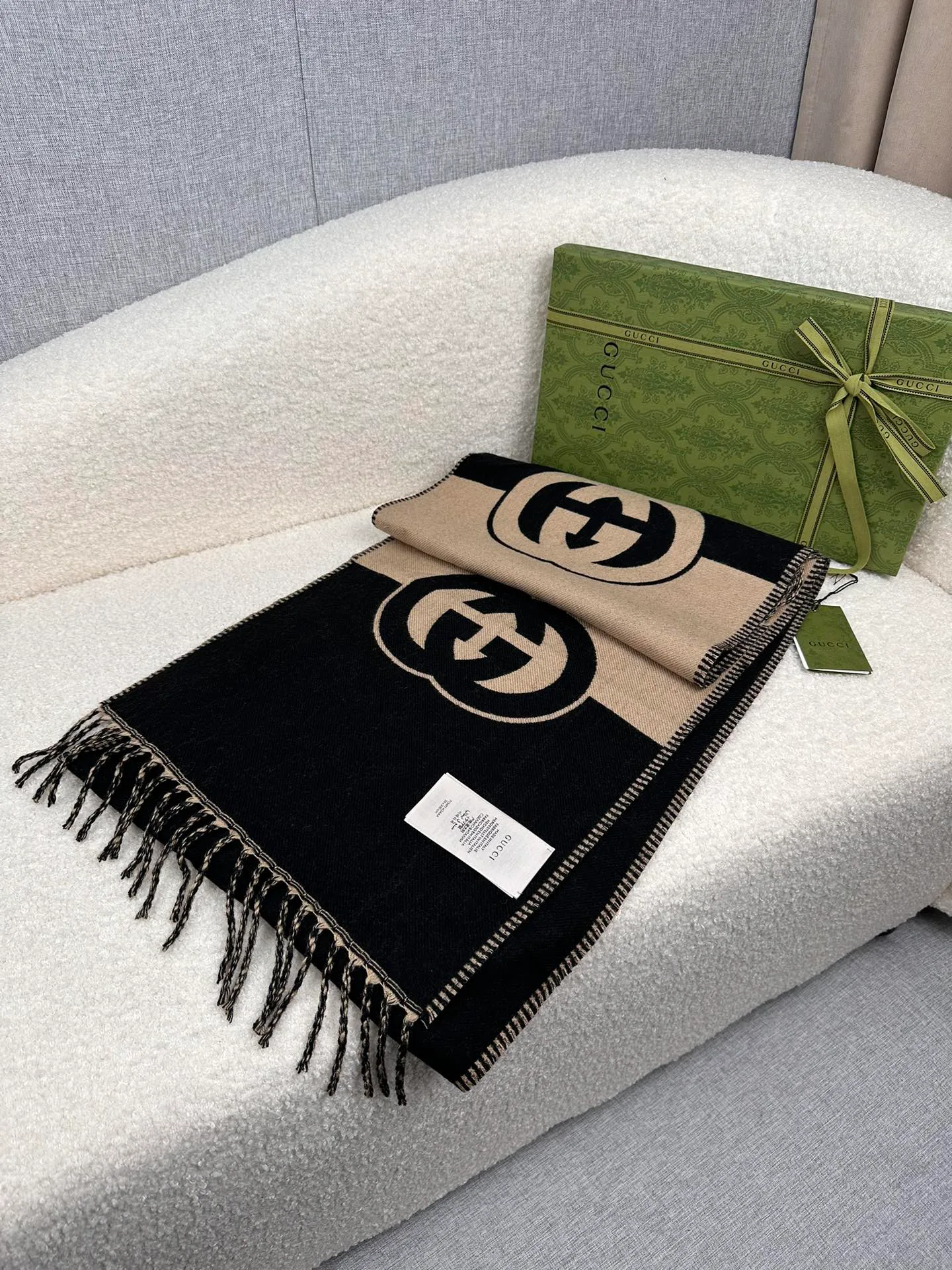 Scarves GUCCI 18275029