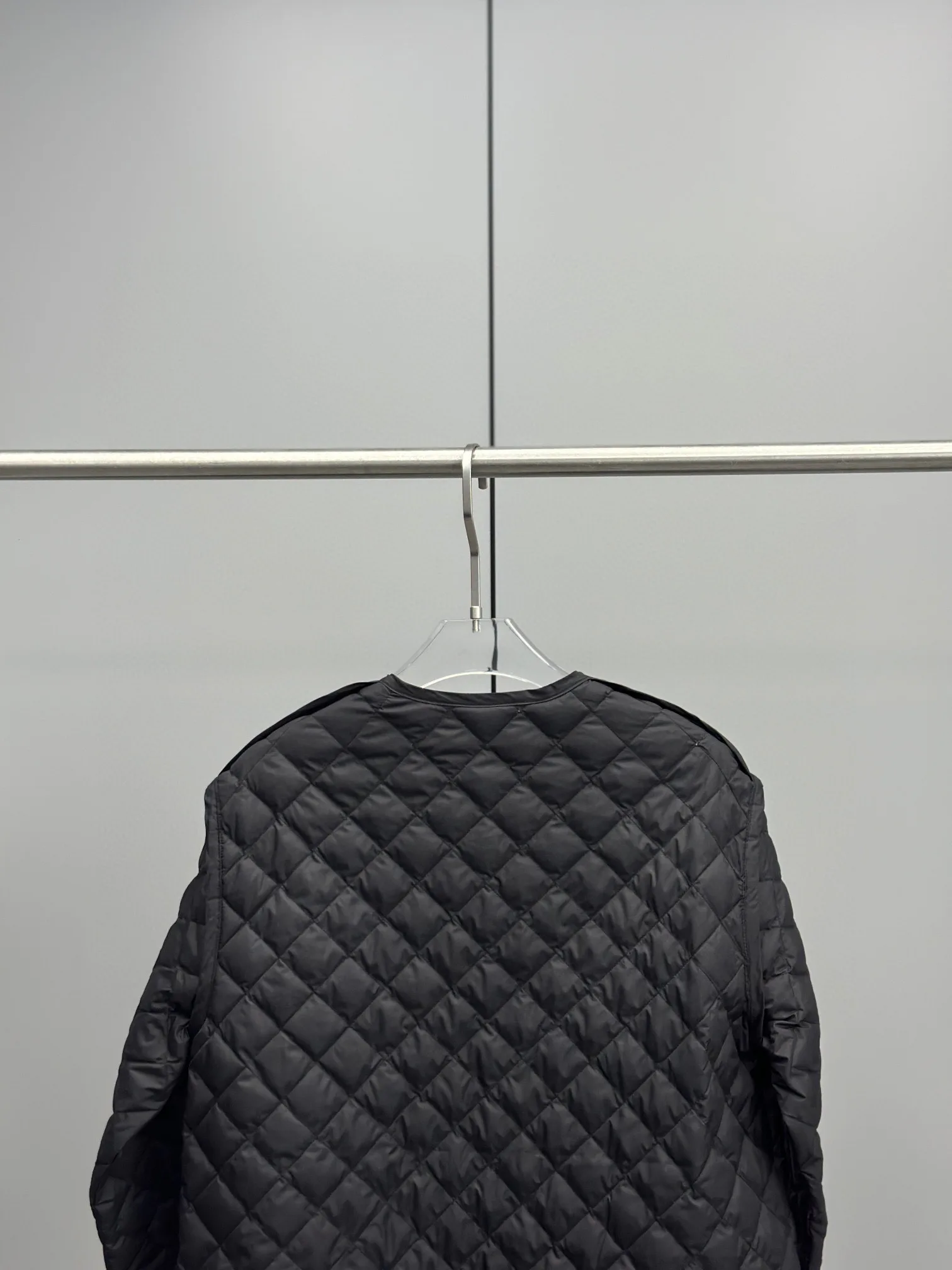 Women's Jackets And Down Jackets MONCLER 17094179