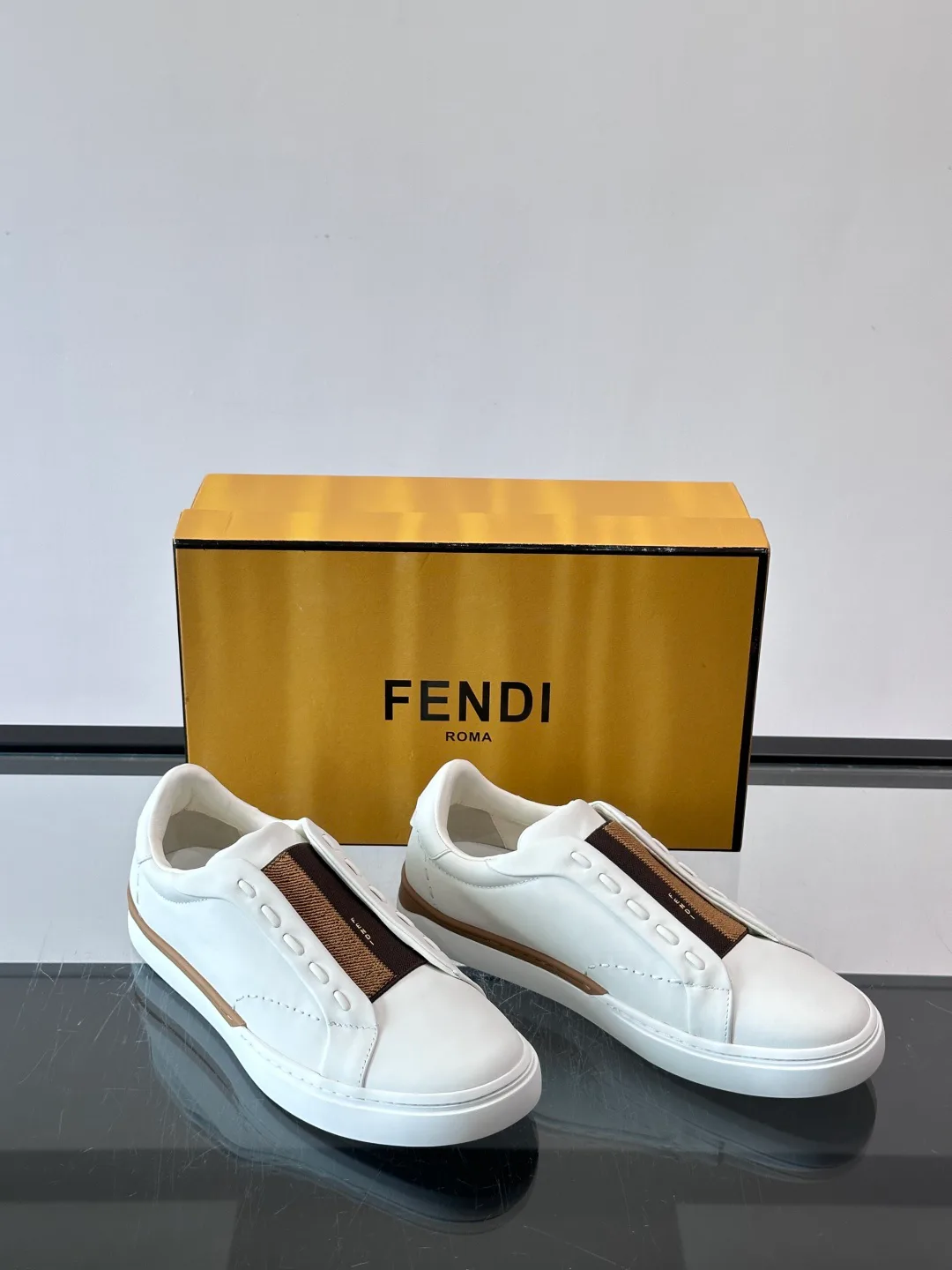 Men's Sneakers FENDI 17466857