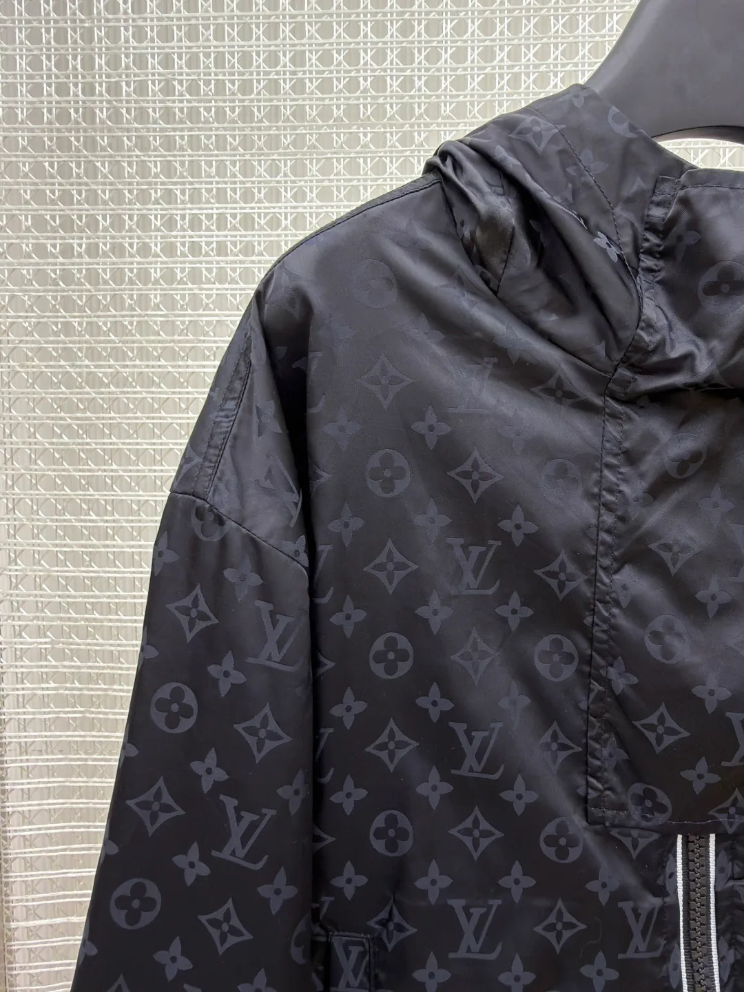 Men's Jackets And Down Jackets LOUIS VUITTON 18153354