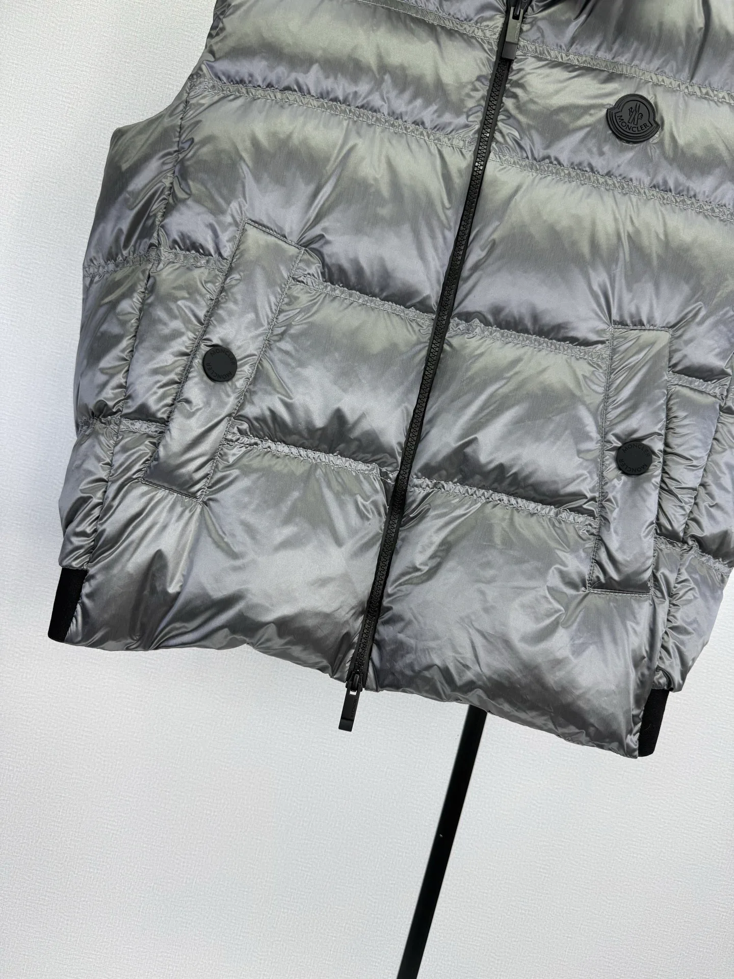 Women's Vests MONCLER 18022253
