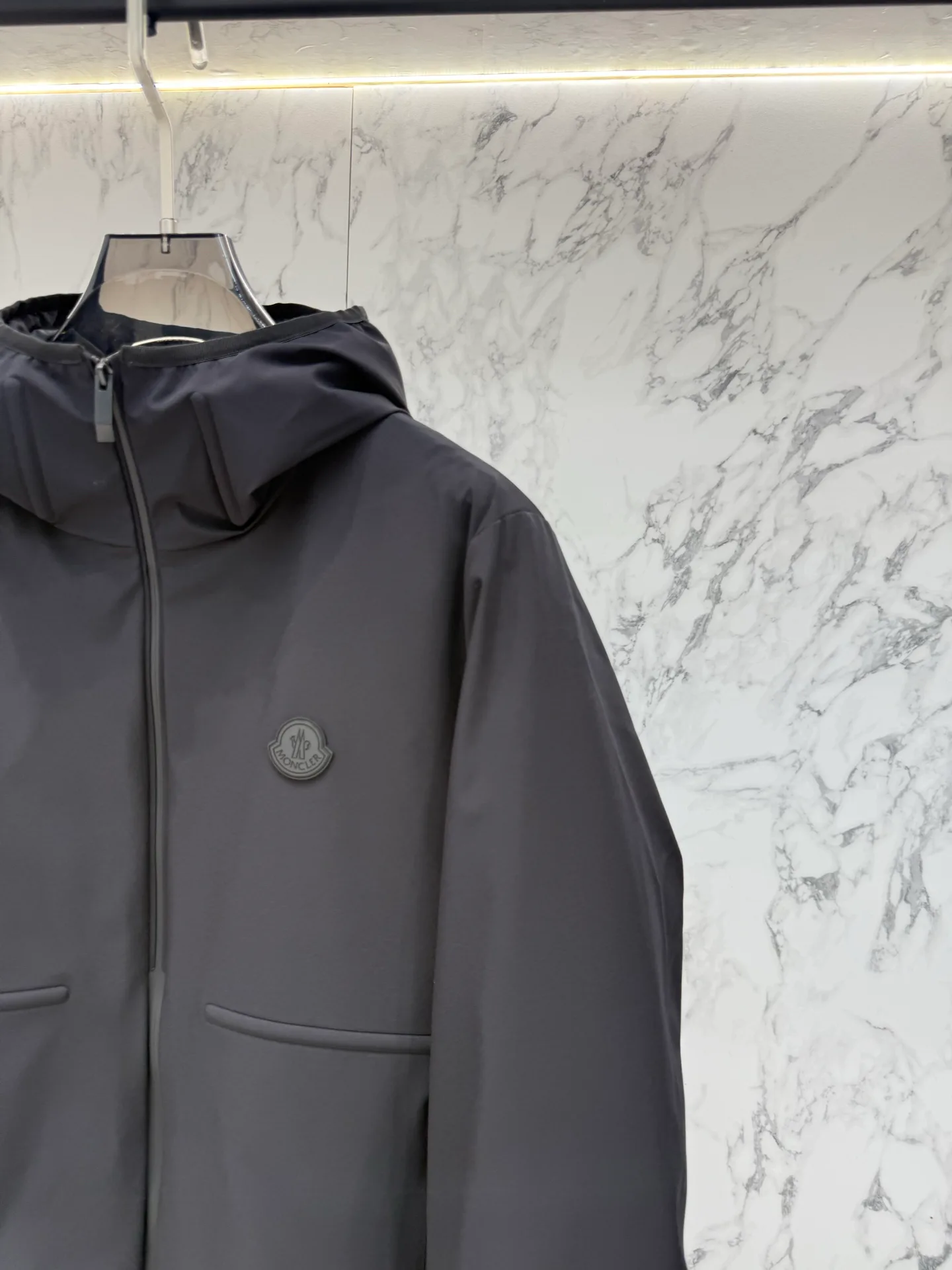 Men's Jackets And Down Jackets MONCLER 17830218