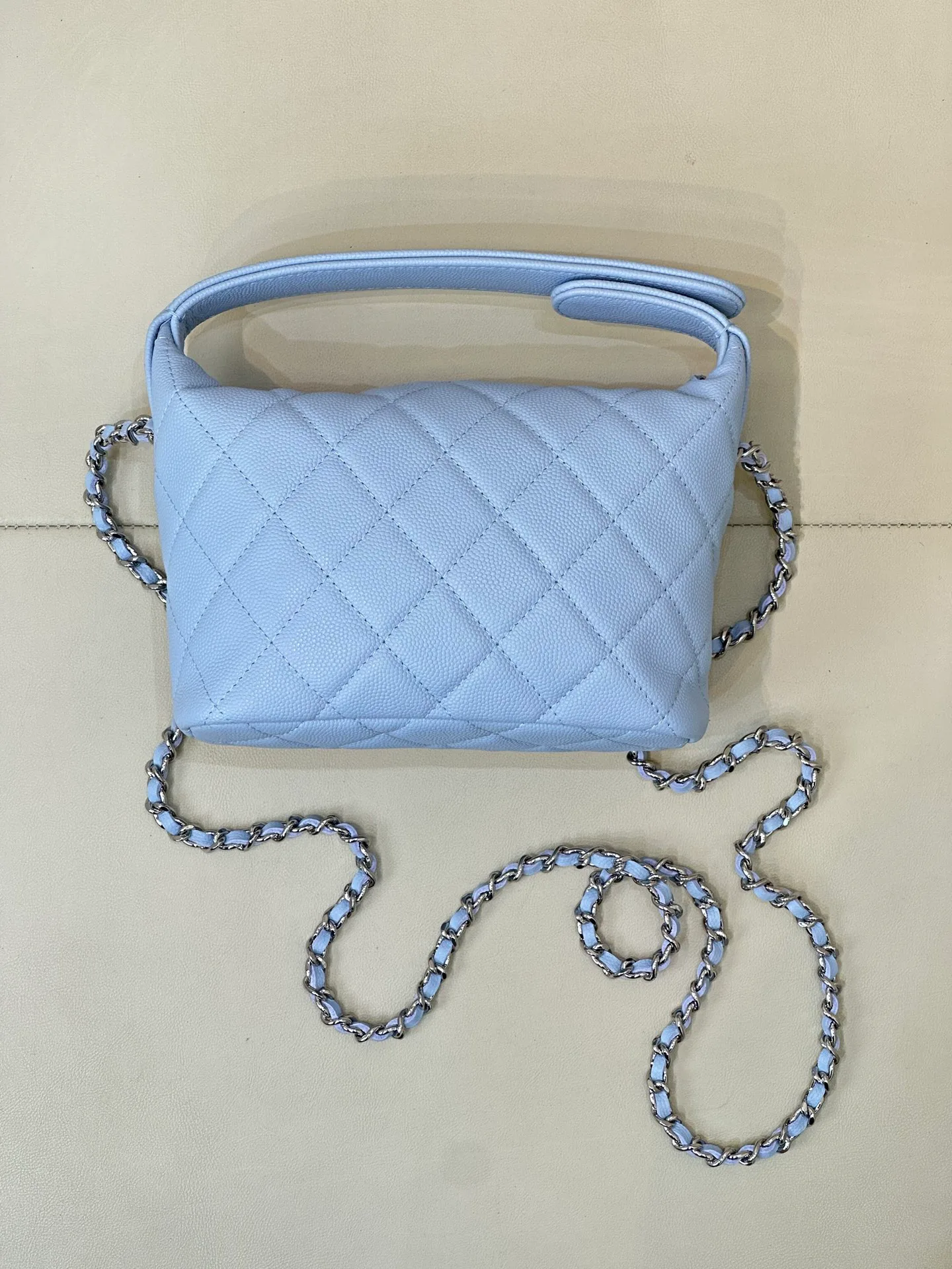 Women's Classic Handbags CHANEL 18000305