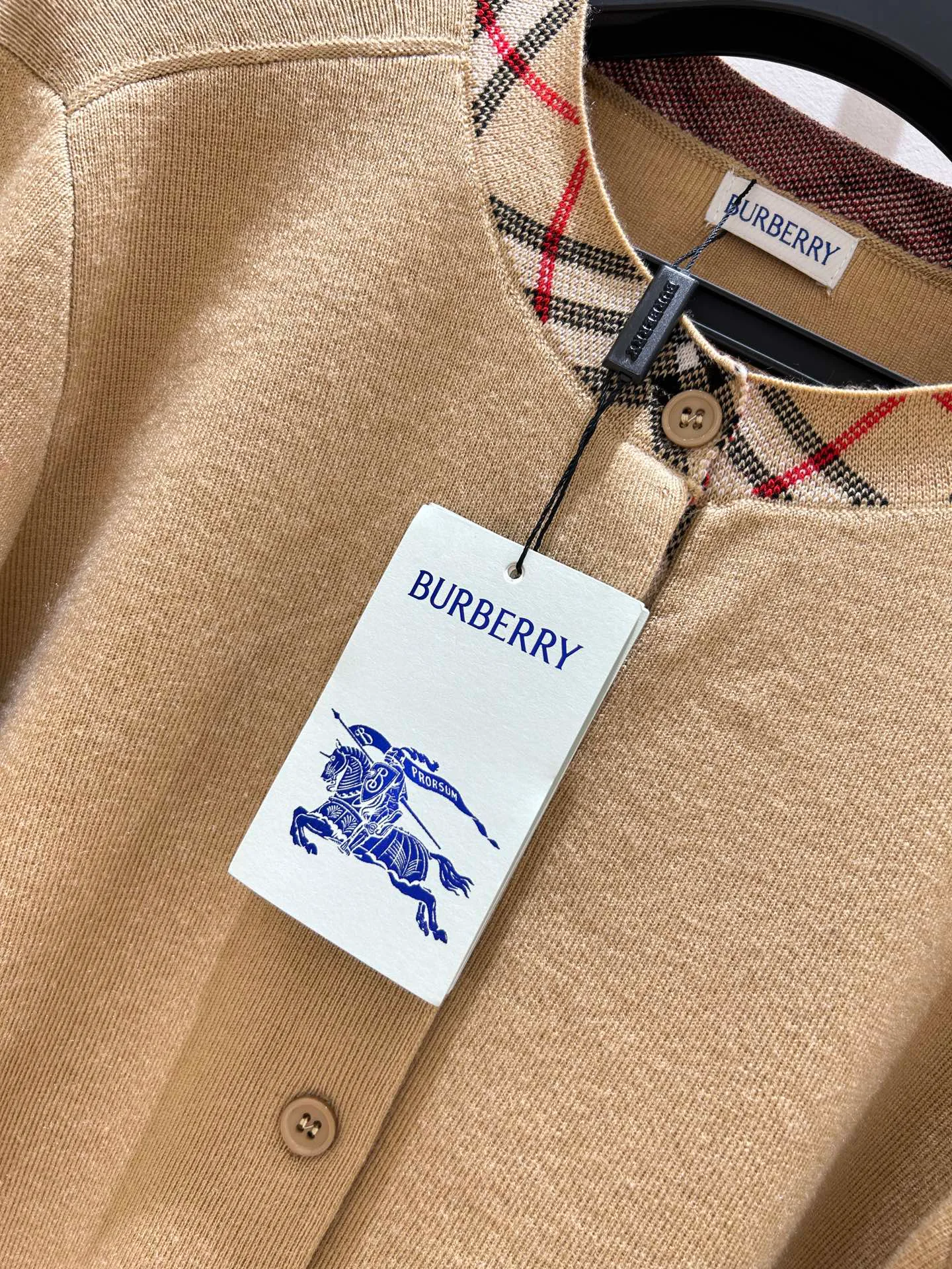Women's Jumpers And Sweaters BURBERRY 18096613