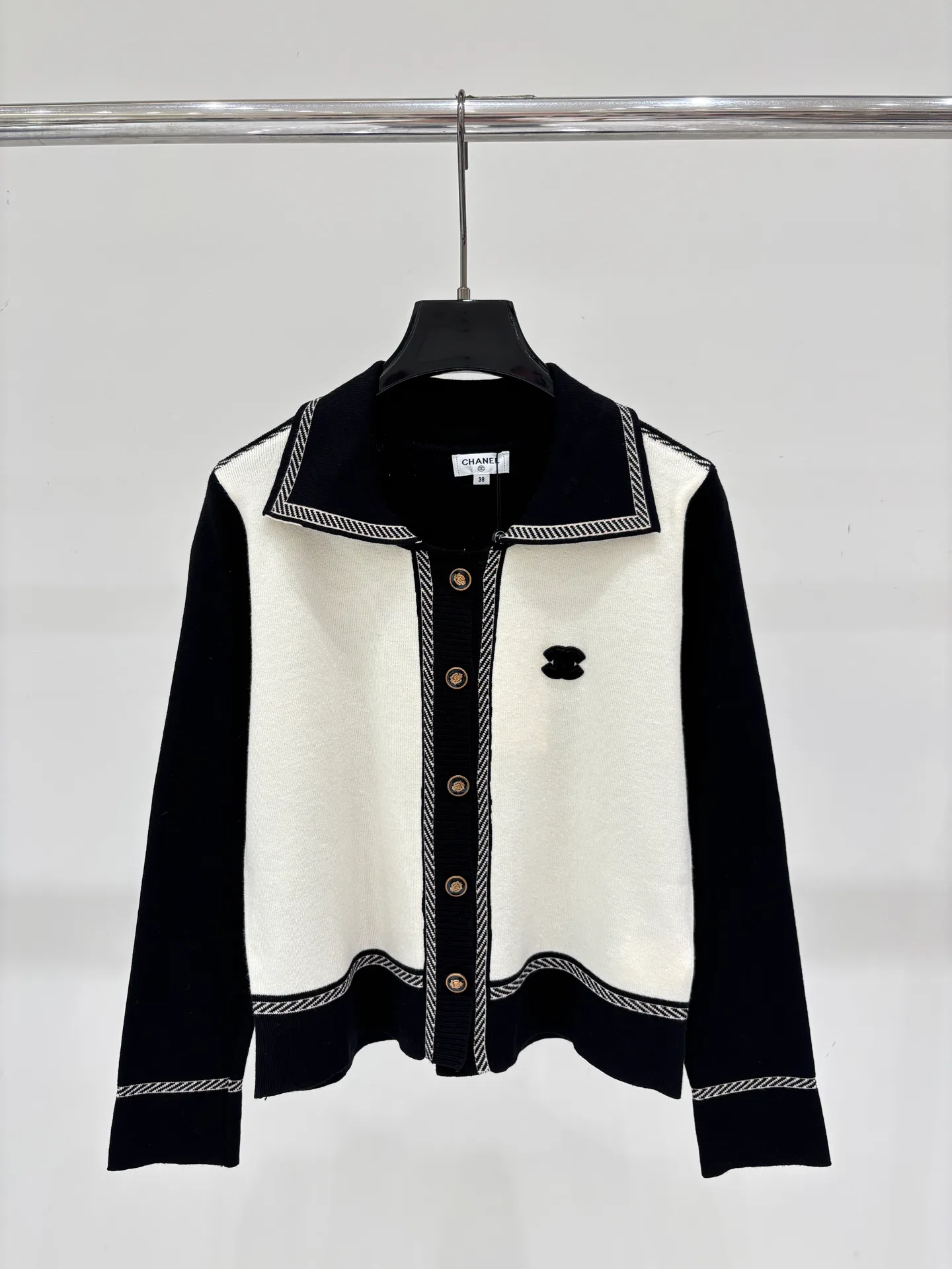 Women's Jumpers And Sweaters CHANEL 18137814