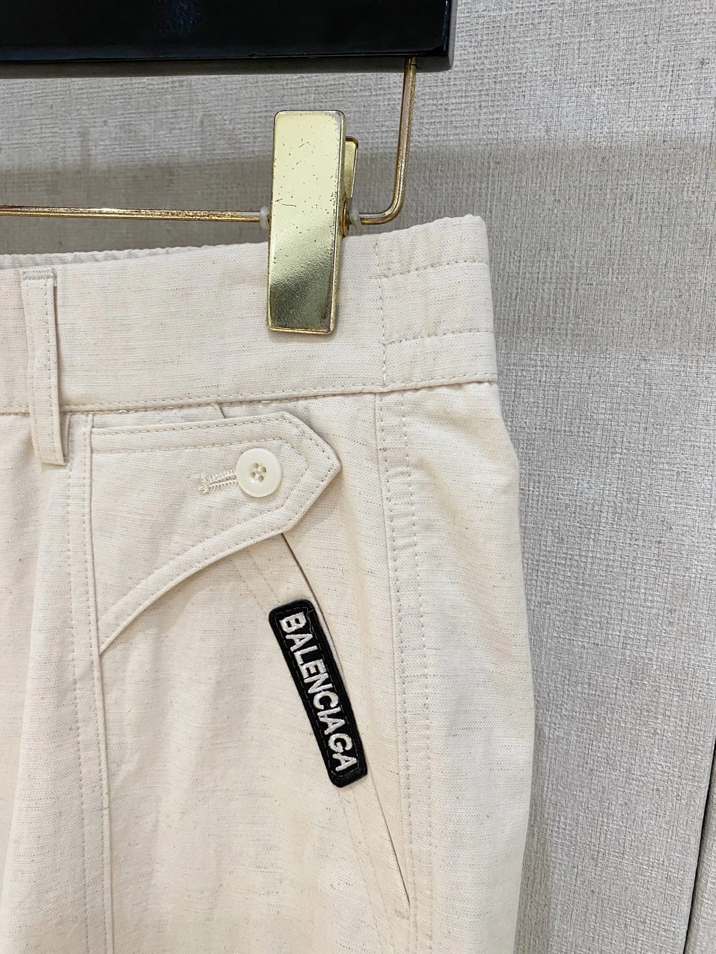 Men's Shorts BALENCIAGA 18296347