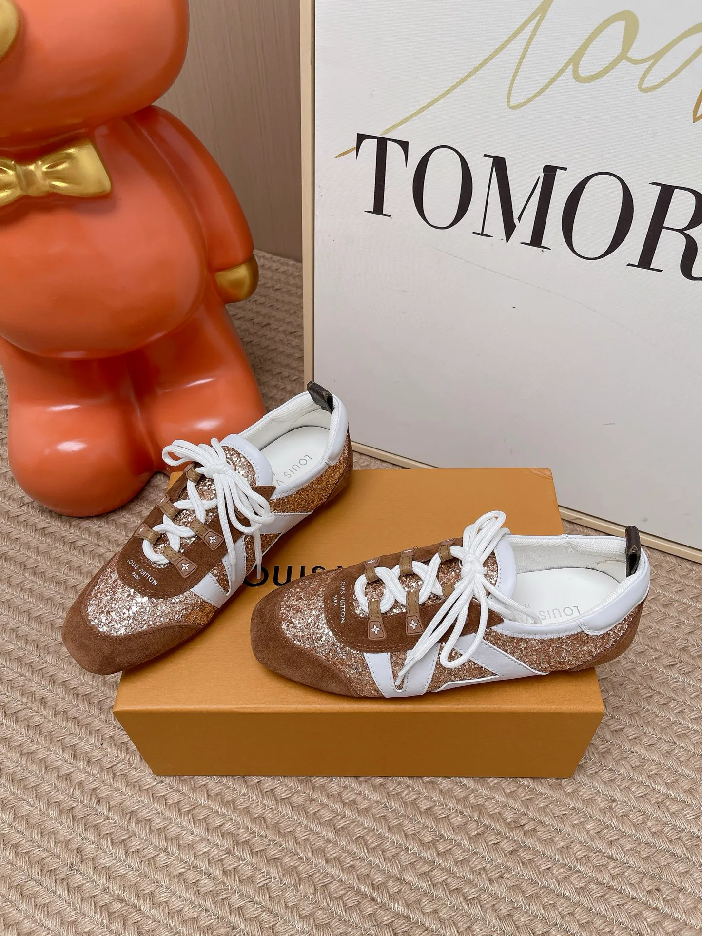 Women's Sneakers LOUIS VUITTON 17449404