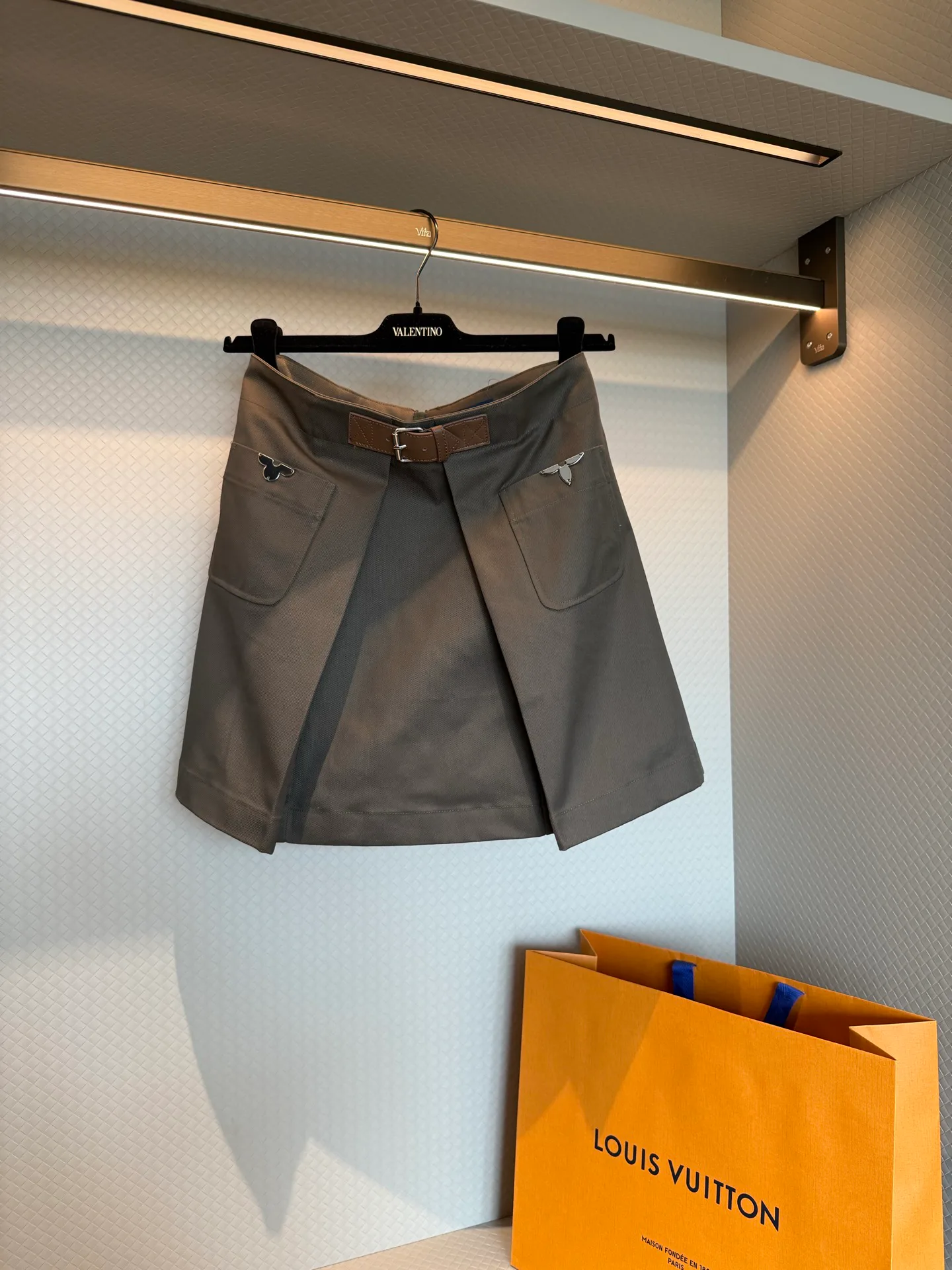 Women's Skirts LOUIS VUITTON 17094395
