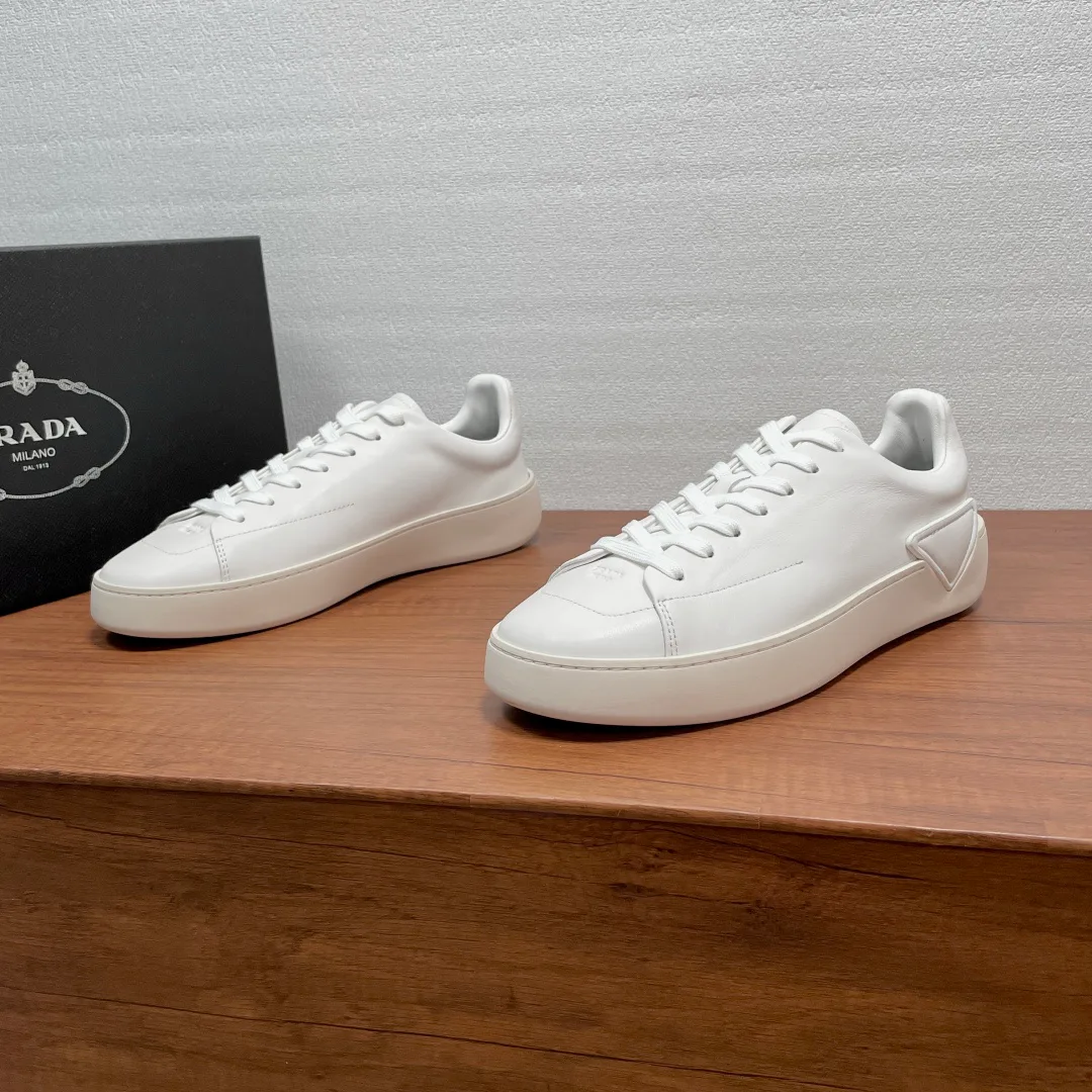 Men's Sneakers PRADA 19555388