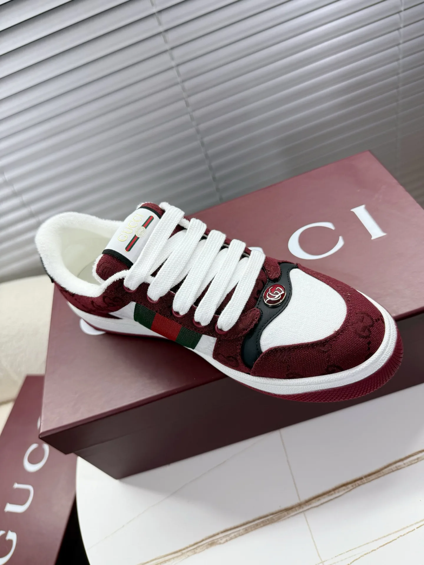 Women's Sneakers GUCCI 17451089