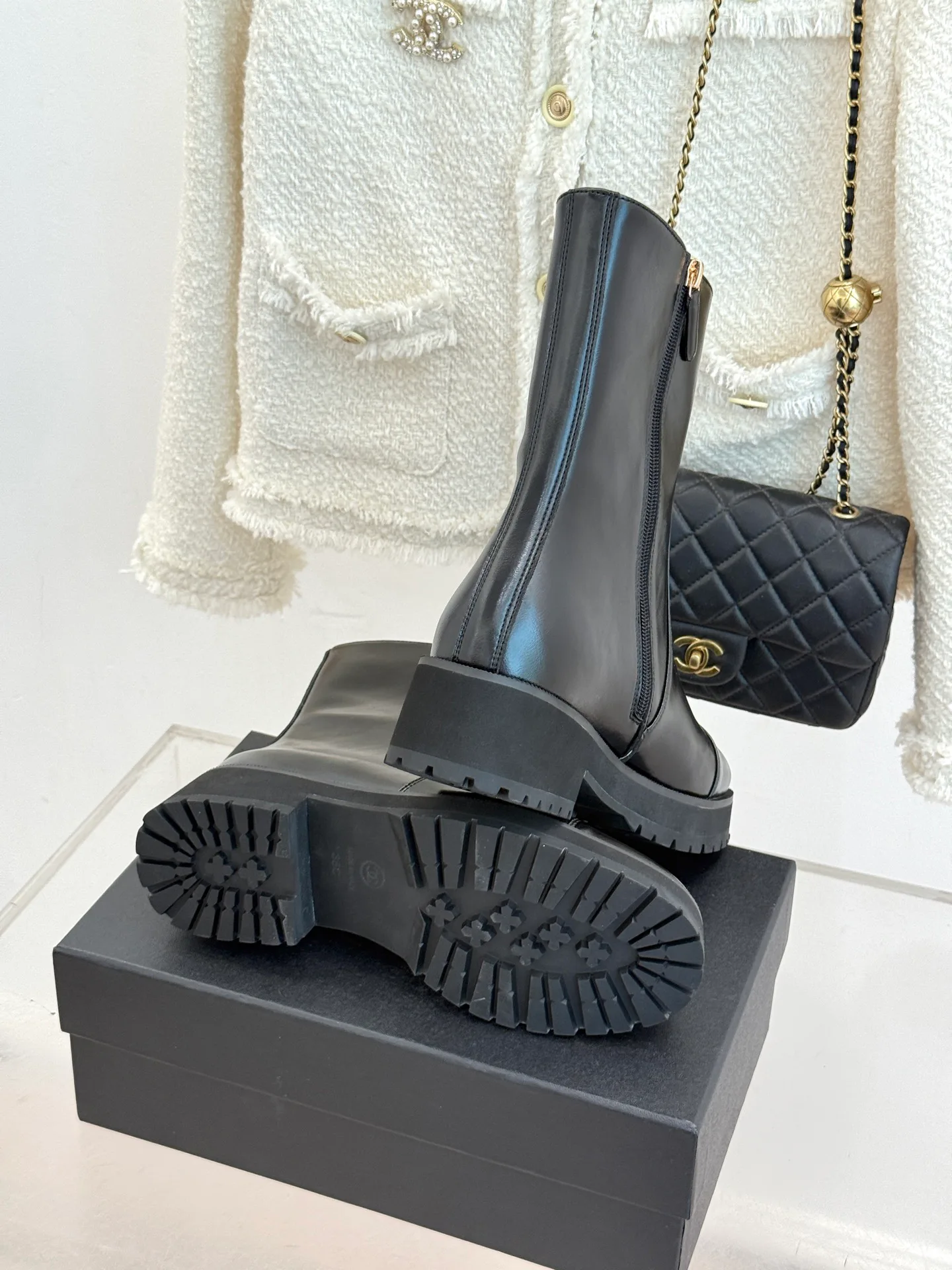 Women's Boots CHANEL 18004024