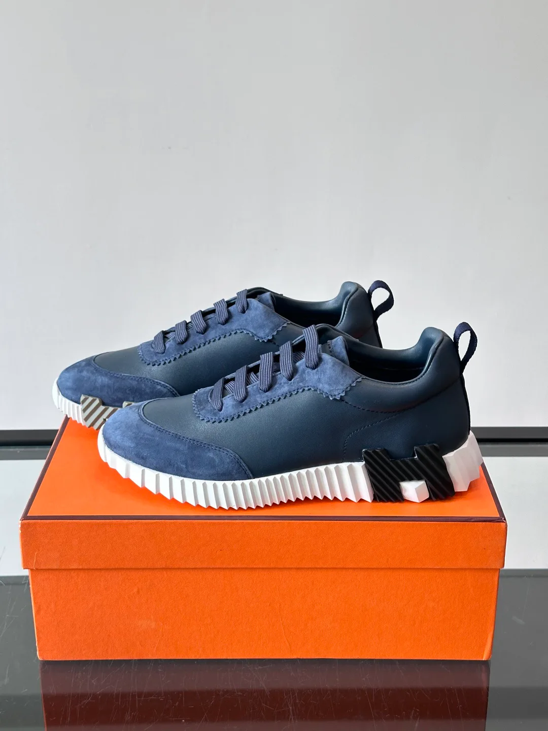 Men's Sneakers HERMES 18102592