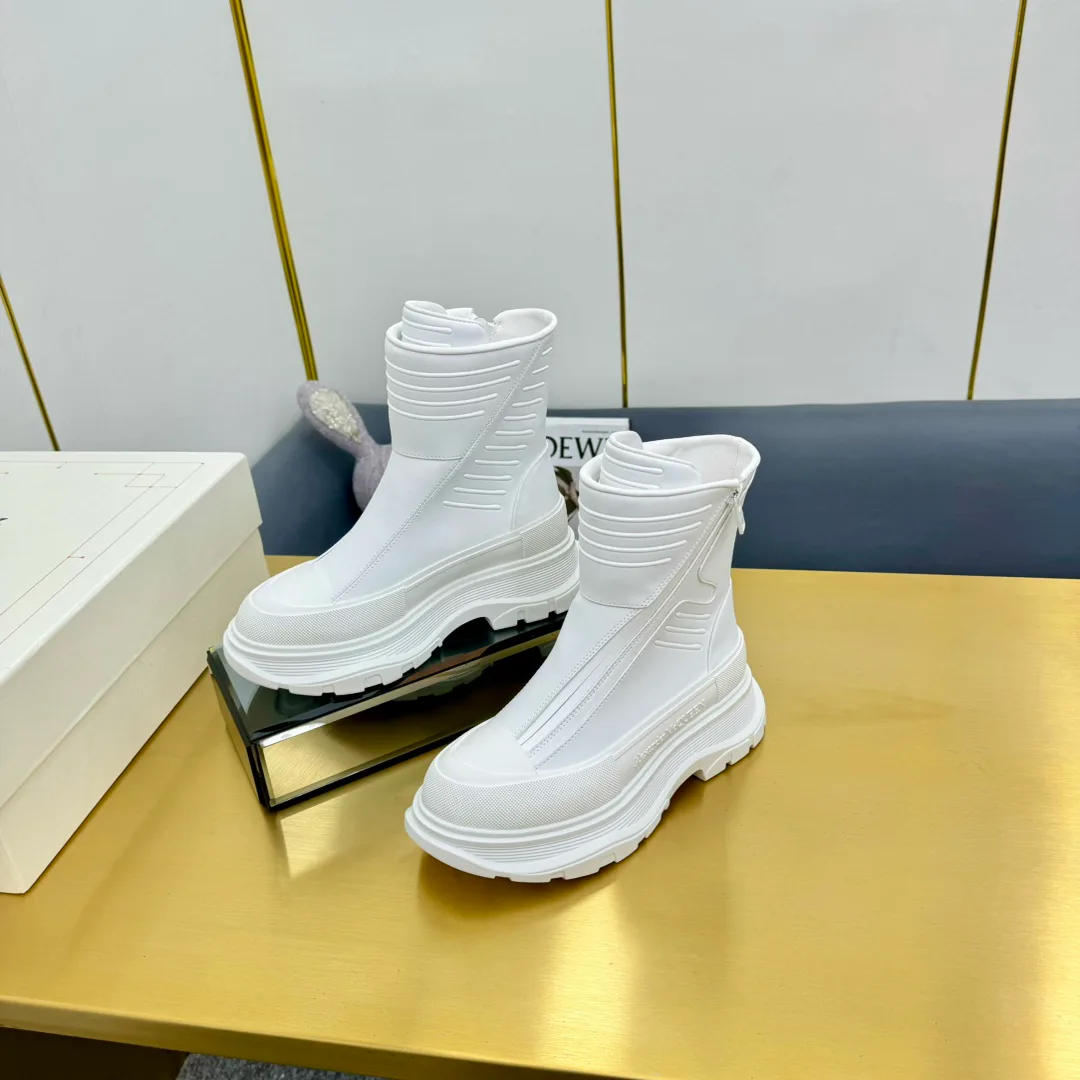Women's Sneakers ALEXANDER MCQUEEN 18397480