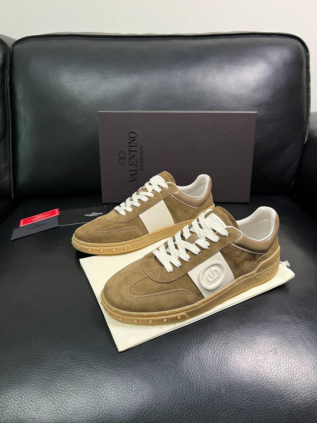 Women's Sneakers VALENTINO 17093909