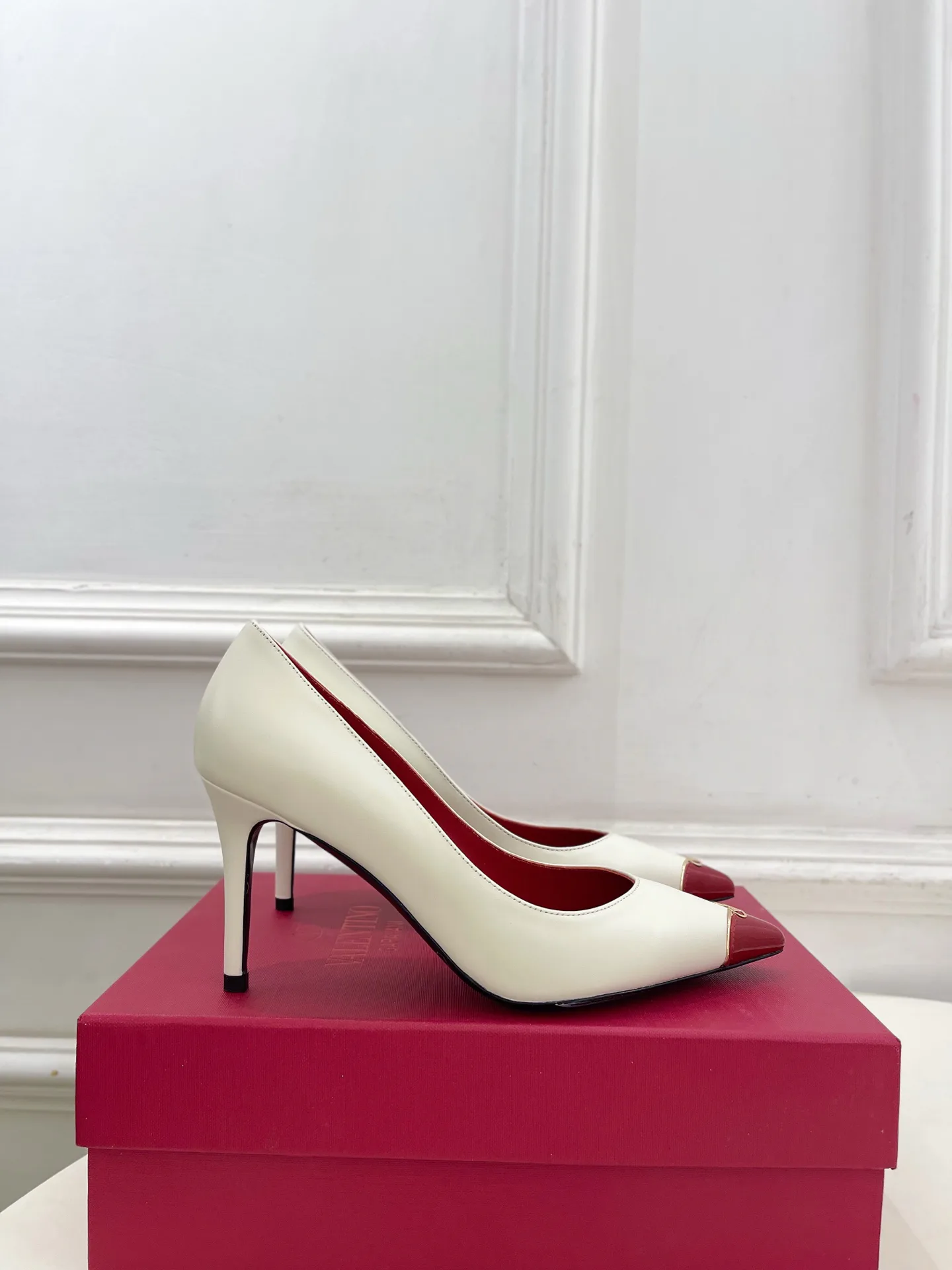 Women's Heels VALENTINO 17829331