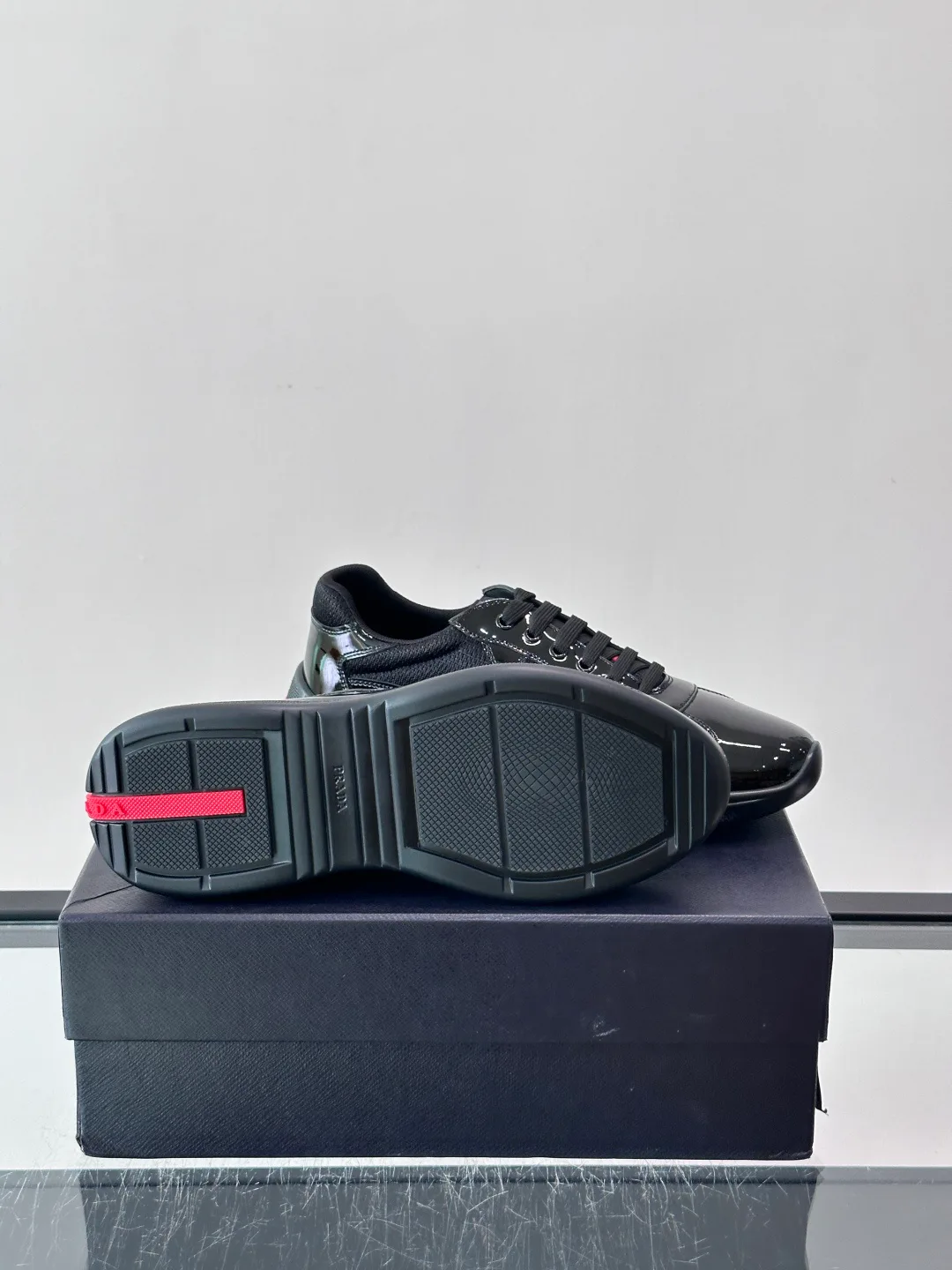 Men's Sneakers PRADA 18119246