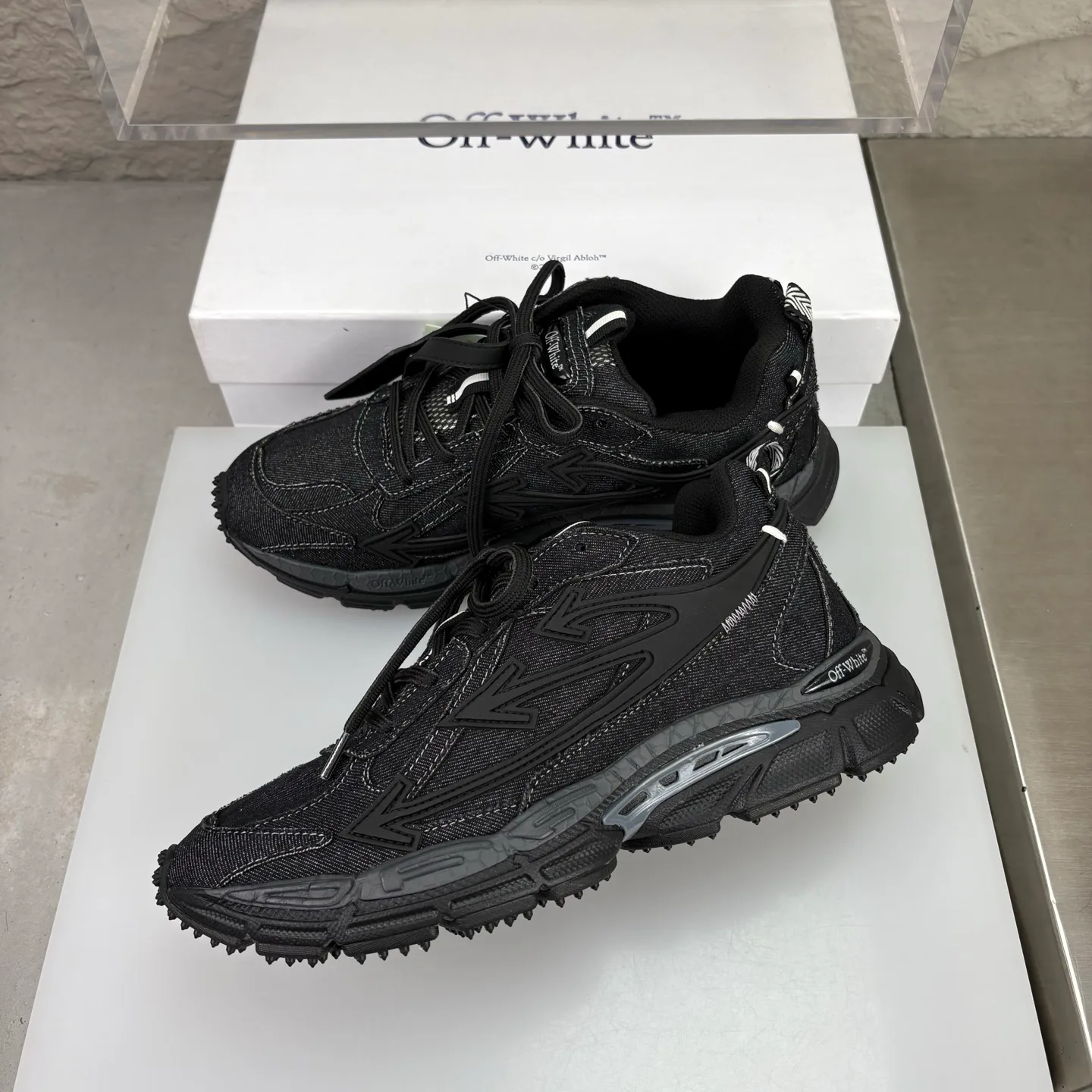 Women's Sneakers OFF-WHITE 18351520