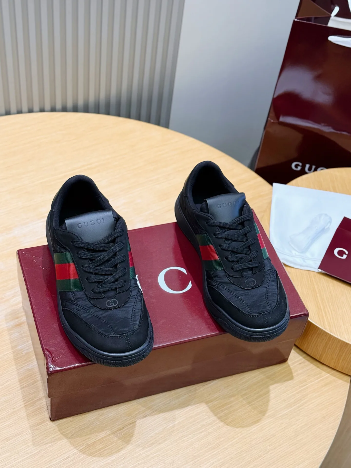 Men's Sneakers GUCCI 18100918