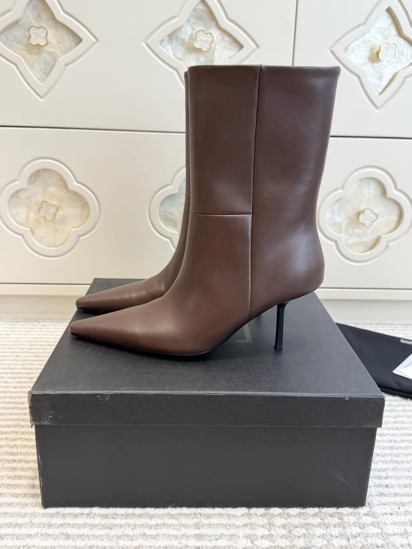 Women's Booties SAINT LAURENT 17943201