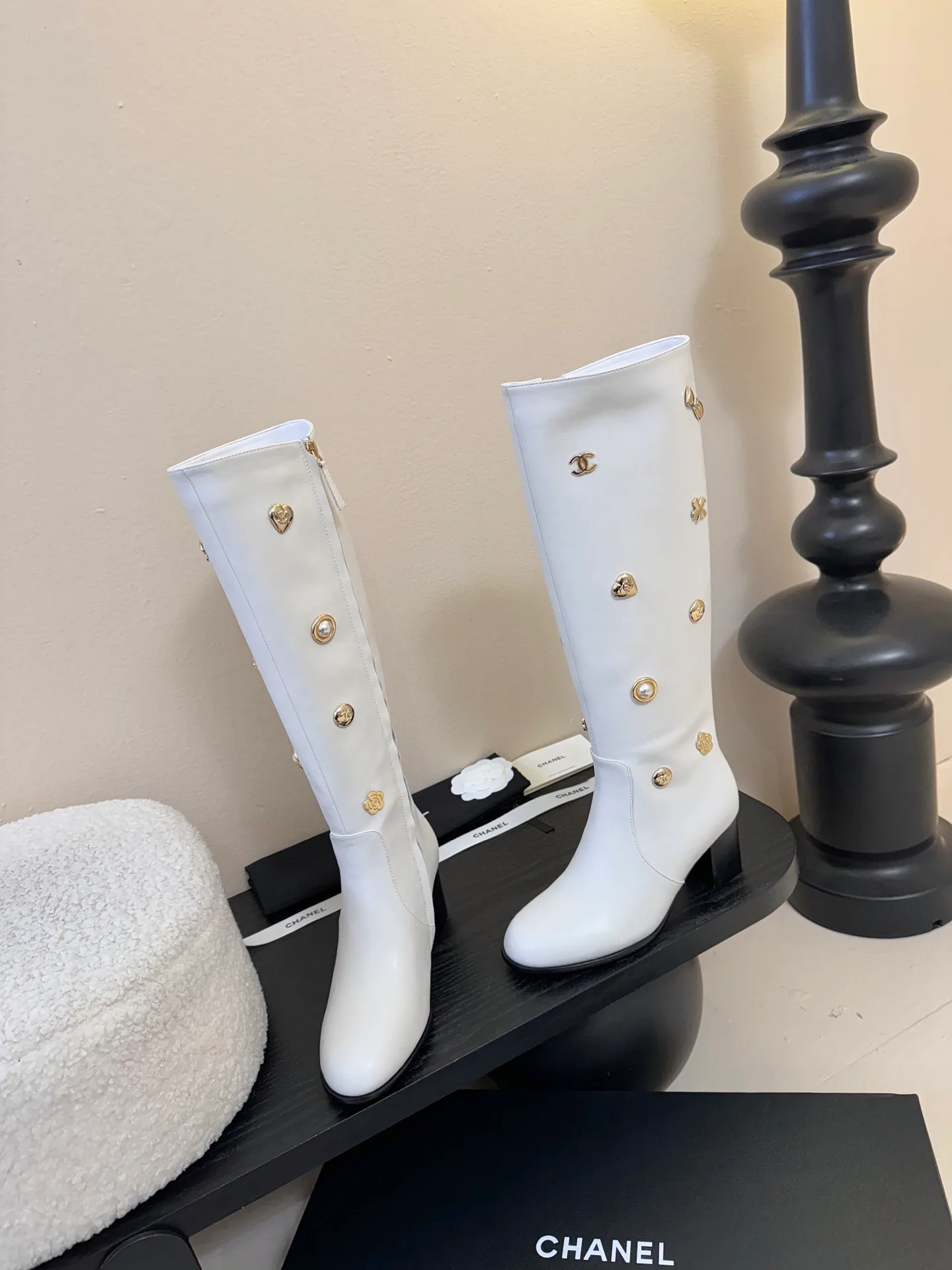 Women's Boots CHANEL 18025412