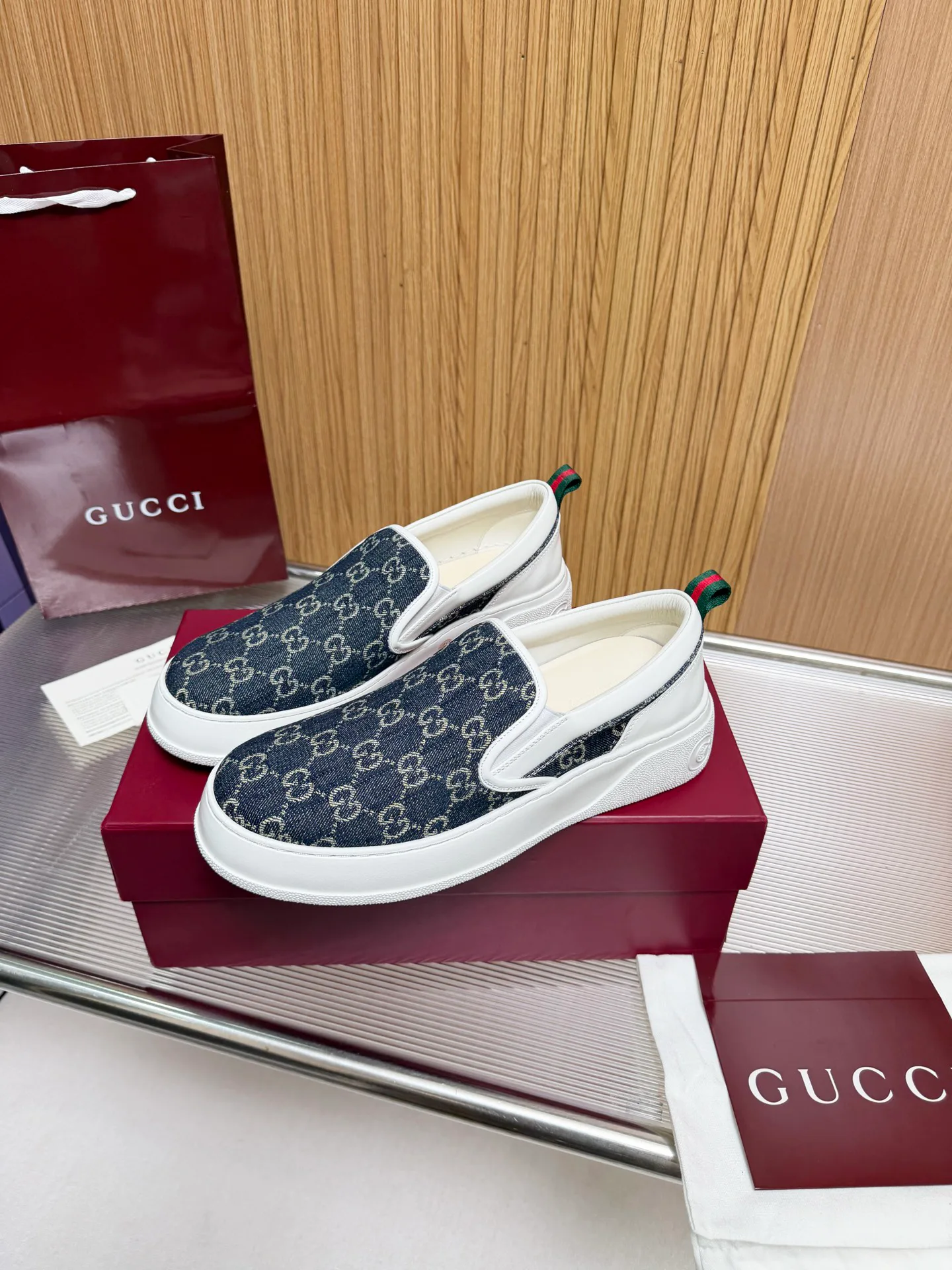 Men's Sneakers GUCCI 17620465
