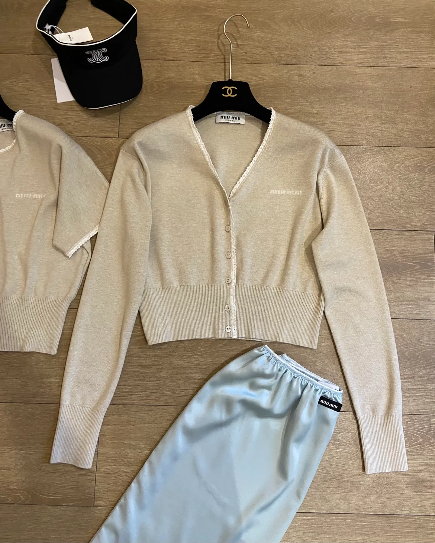 Women's Jumpers And Sweaters MIU MIU 17687392