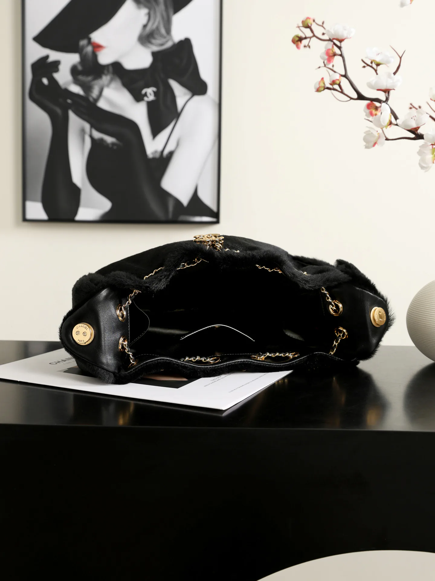 Women's Classic Handbags CHANEL 18000327