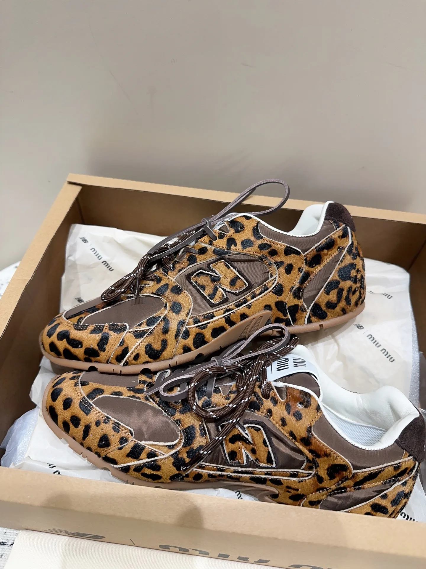 Women's Sneakers MIU MIU 18041322