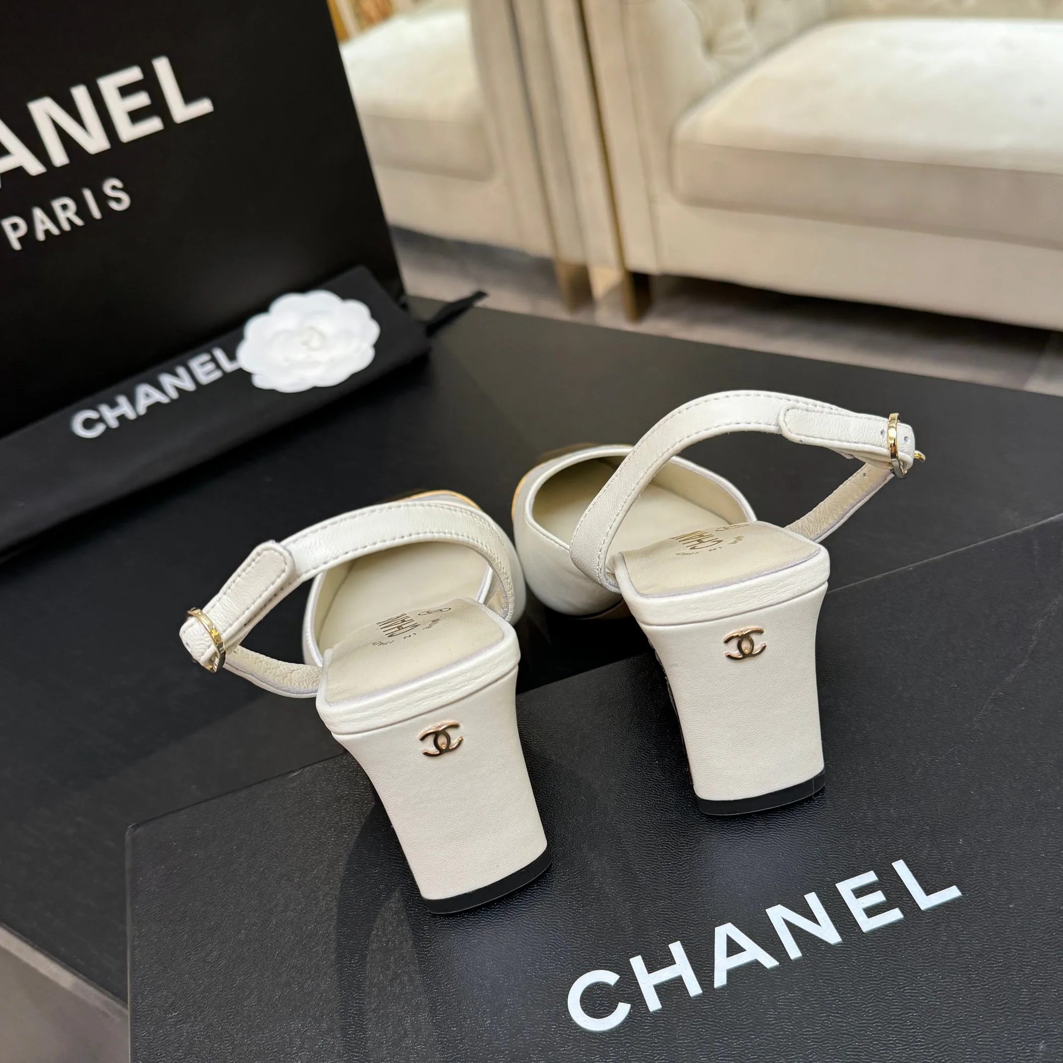 Women's Heels CHANEL 17448376