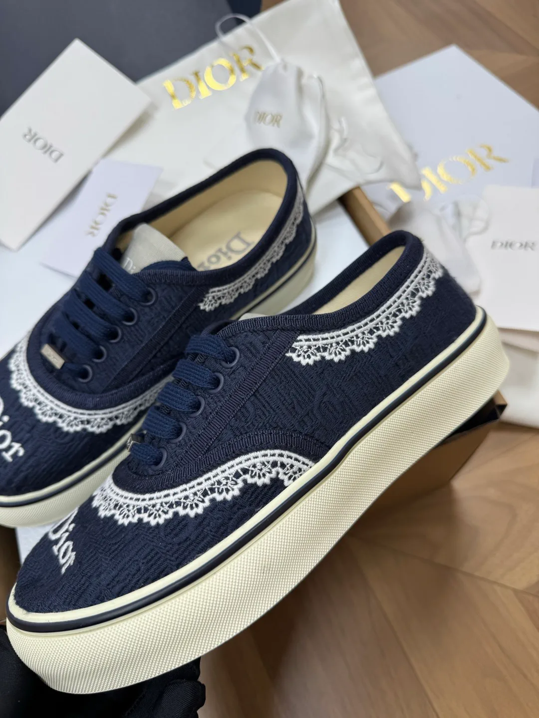Women's Sneakers CHRISTIAN DIOR 17902823