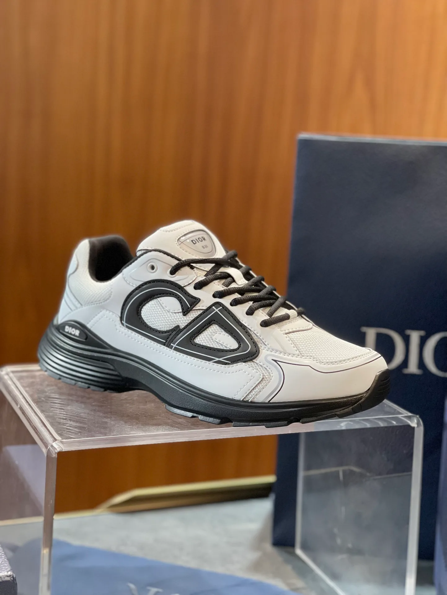 Women's Sneakers CHRISTIAN DIOR 18119311