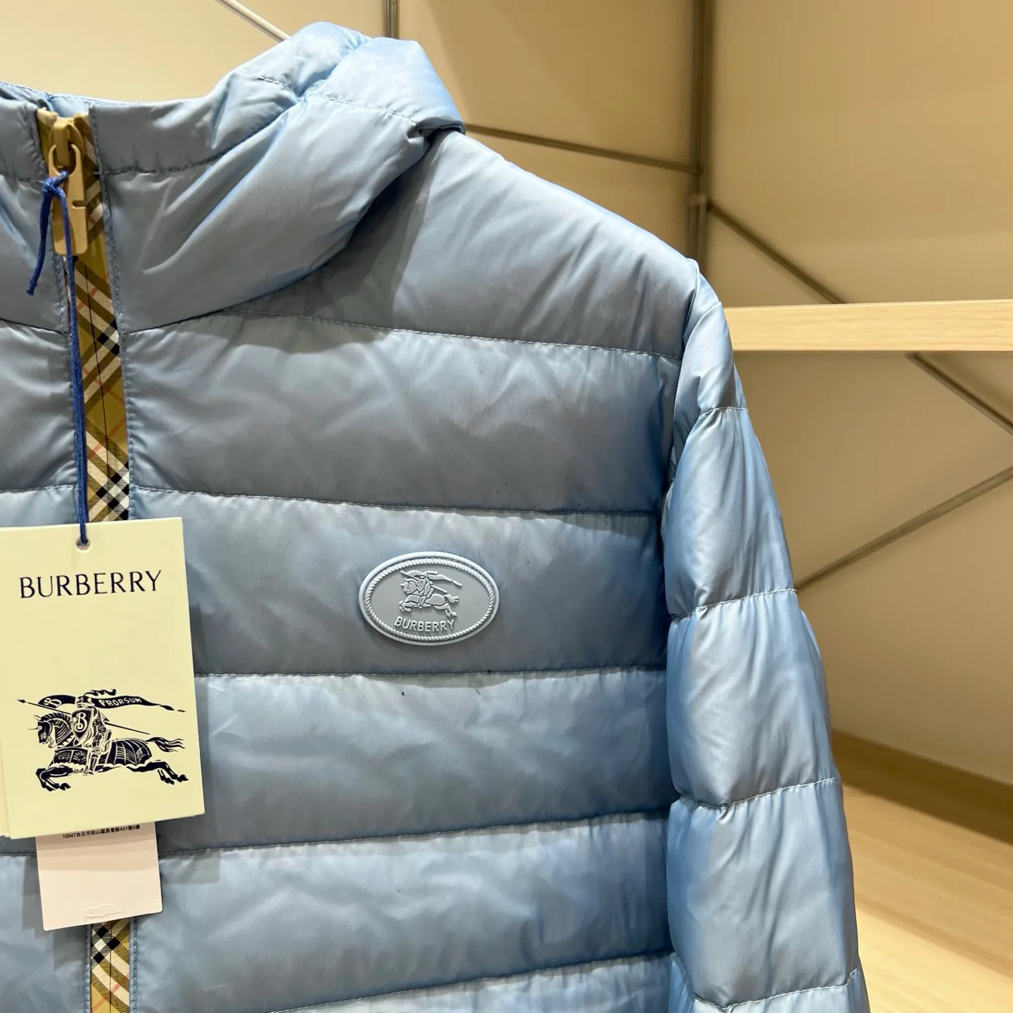 Women's Jackets And Down Jackets BURBERRY 18110900