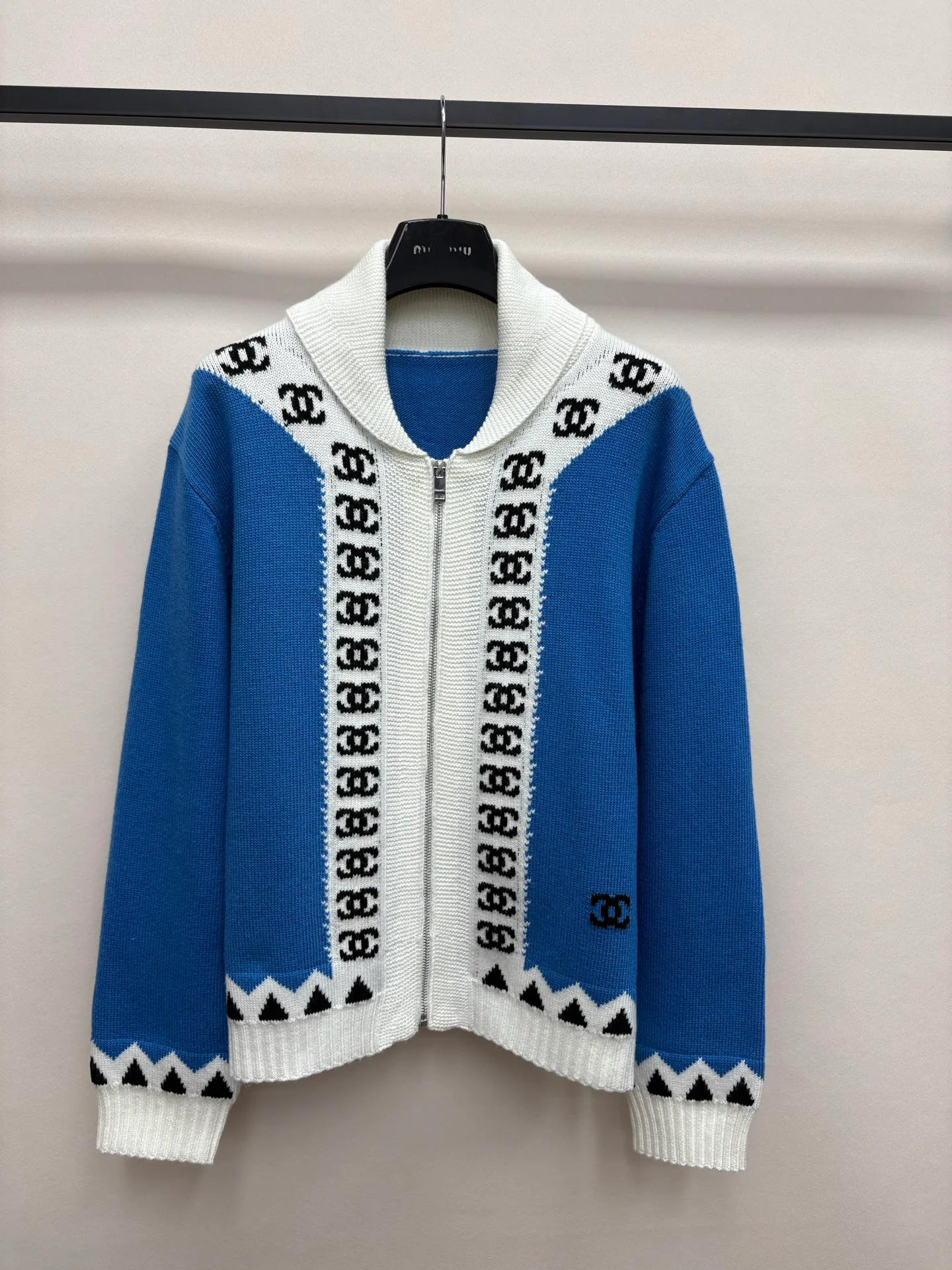 Women's Jumpers And Sweaters CHANEL 19560078