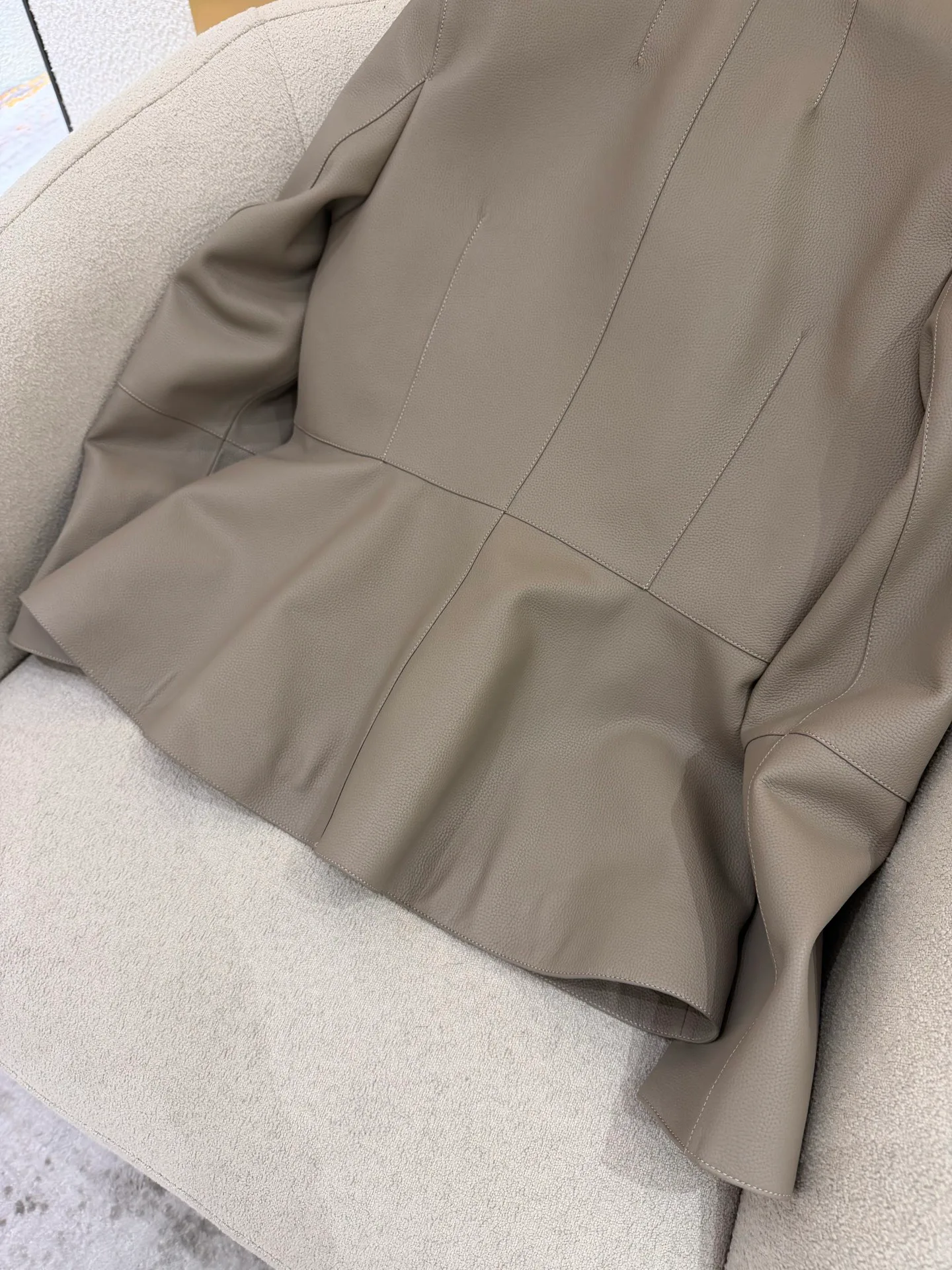Women's Leather Jackets And Sheepskin Coats HERMES 17959242