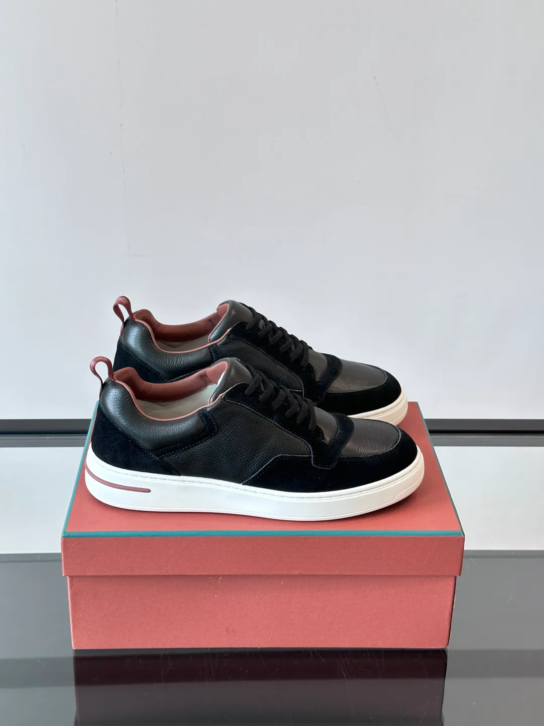 Men's Sneakers LORO PIANA 17730631