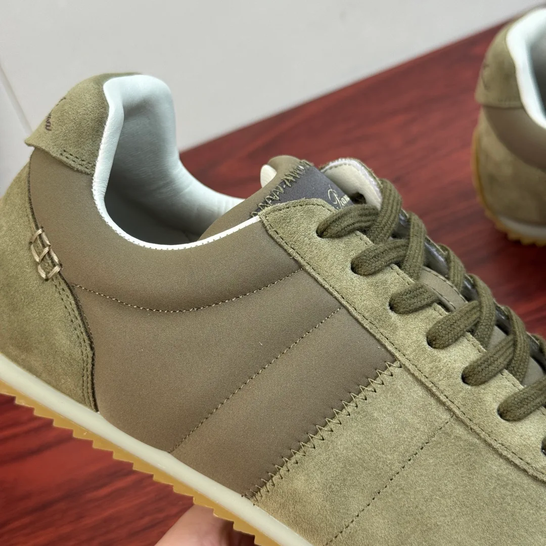 Women's Sneakers LORO PIANA 17636488