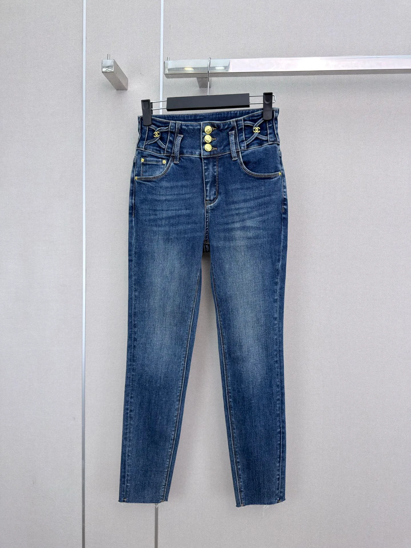 Women's Jeans CHANEL 18056798
