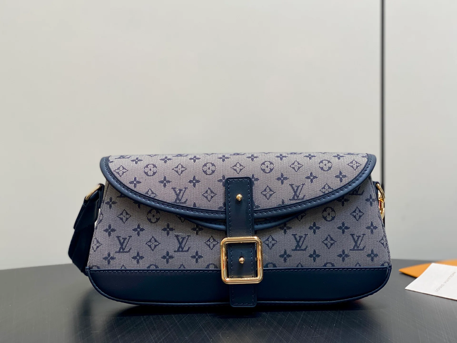 Women's Classic Handbags LOUIS VUITTON 17838909