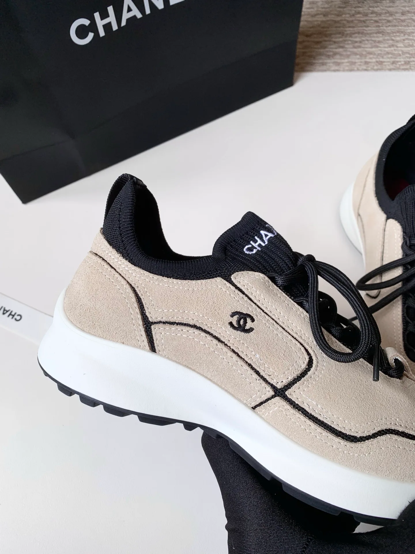 Women's Sneakers CHANEL 17990425