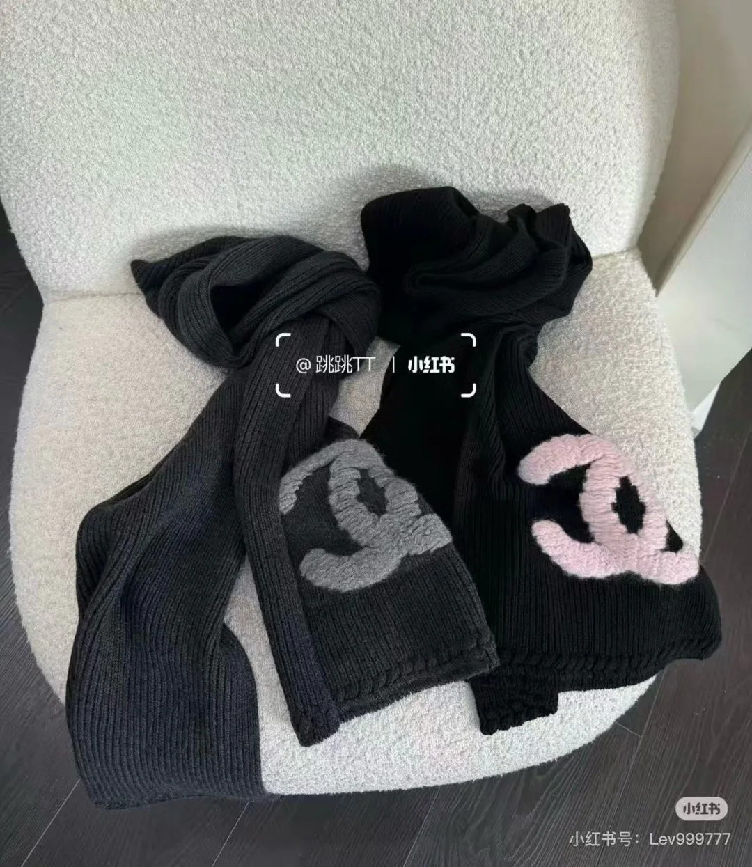 Scarves CHANEL 18003243
