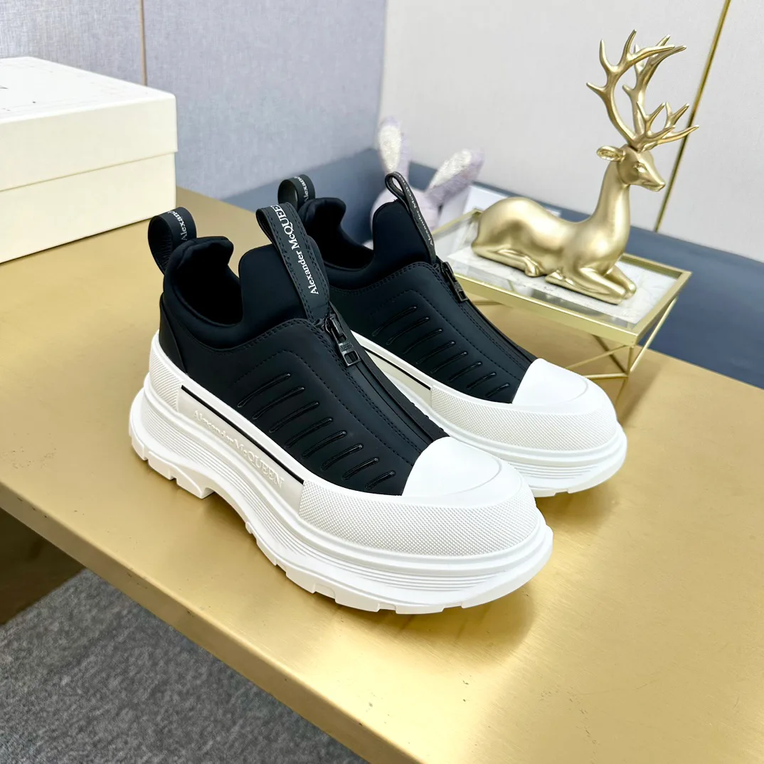 Women's Sneakers ALEXANDER MCQUEEN 18397476