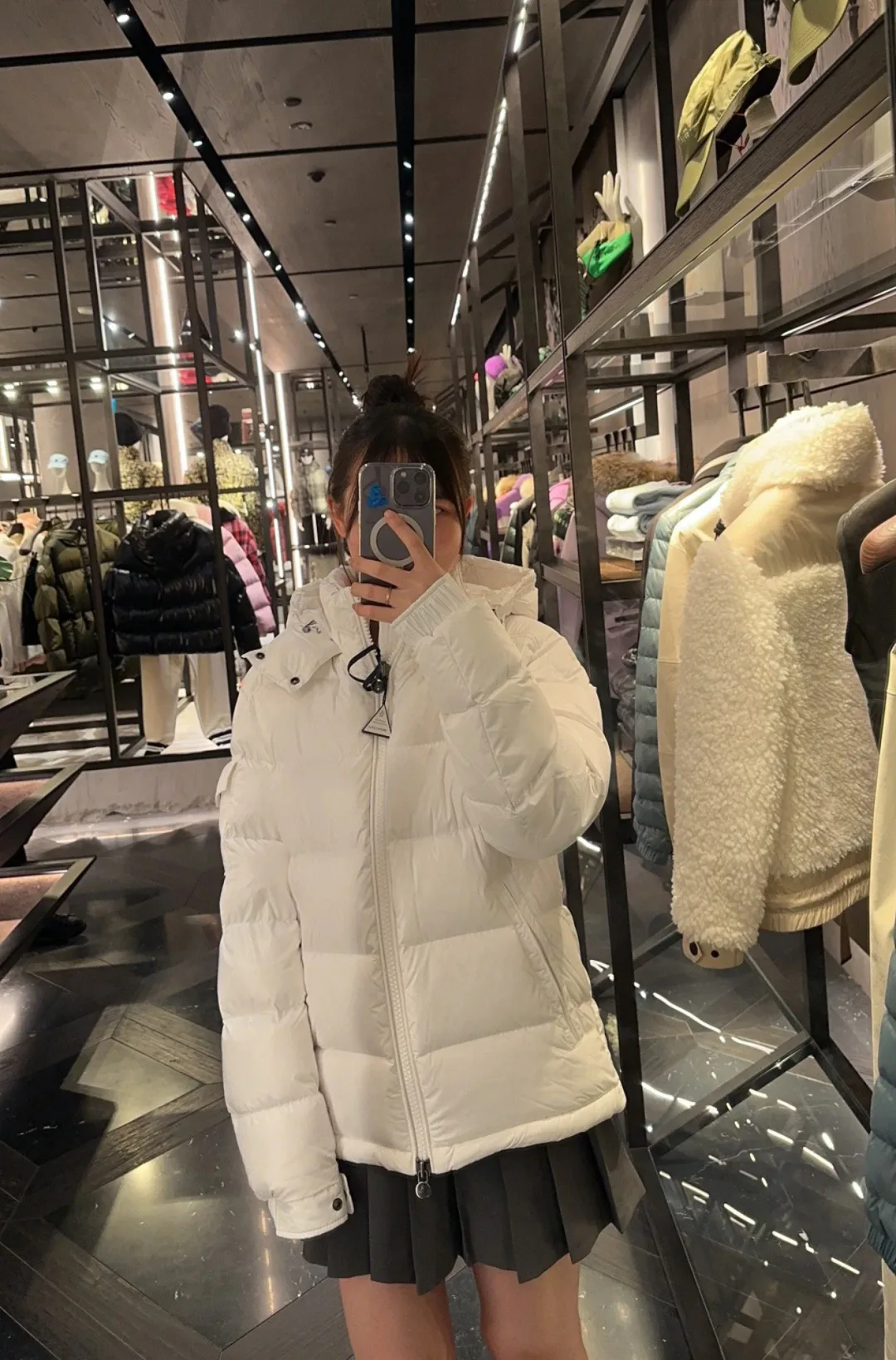 Men's Jackets And Down Jackets MONCLER 17974936