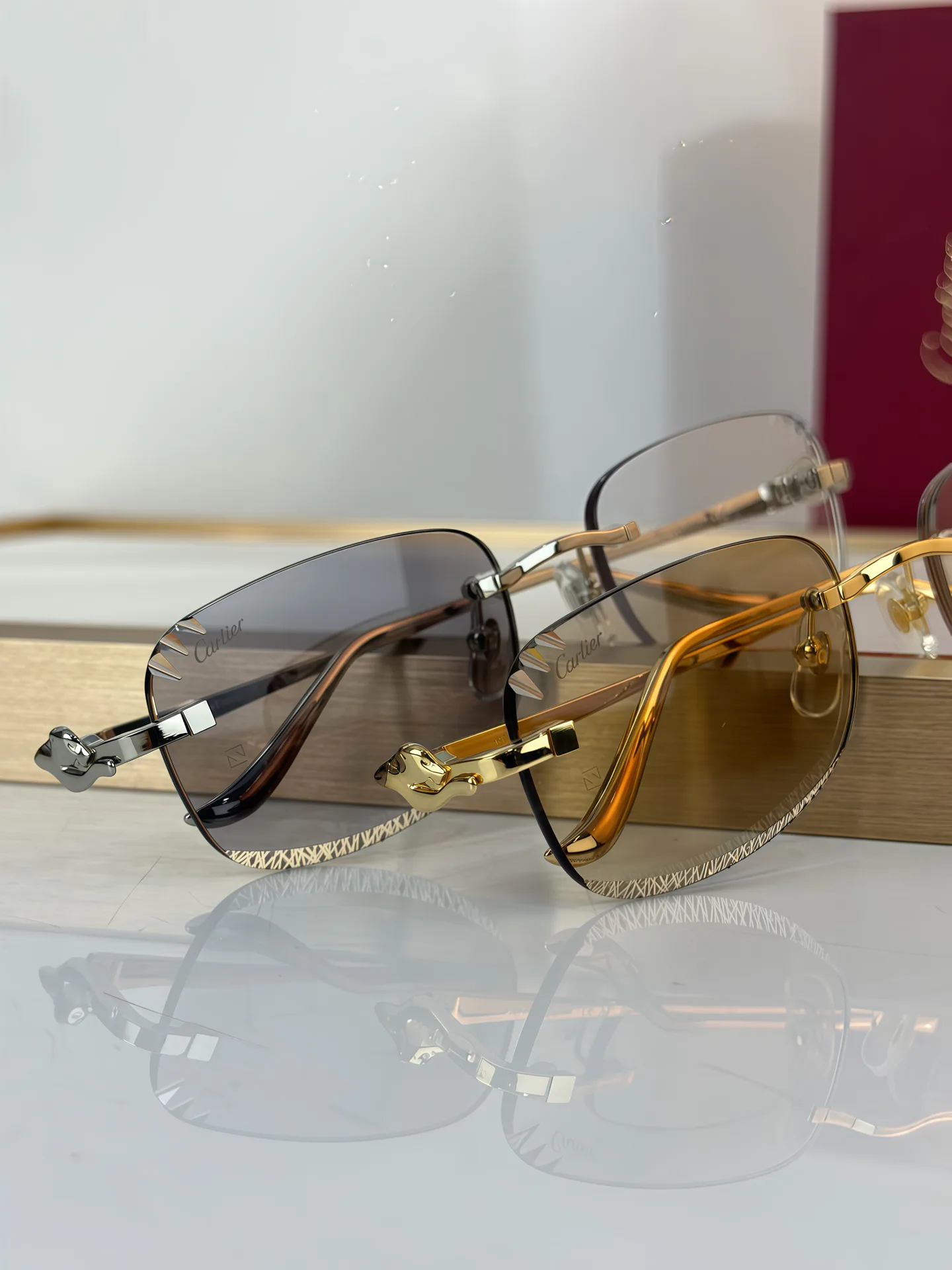 Glasses CARTIER 18060099