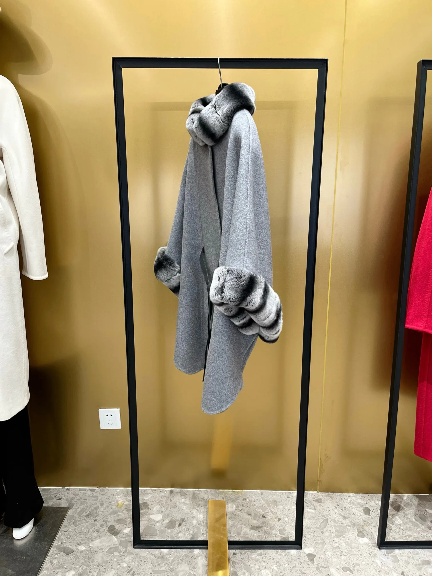 Women's Coats LORO PIANA 17998410