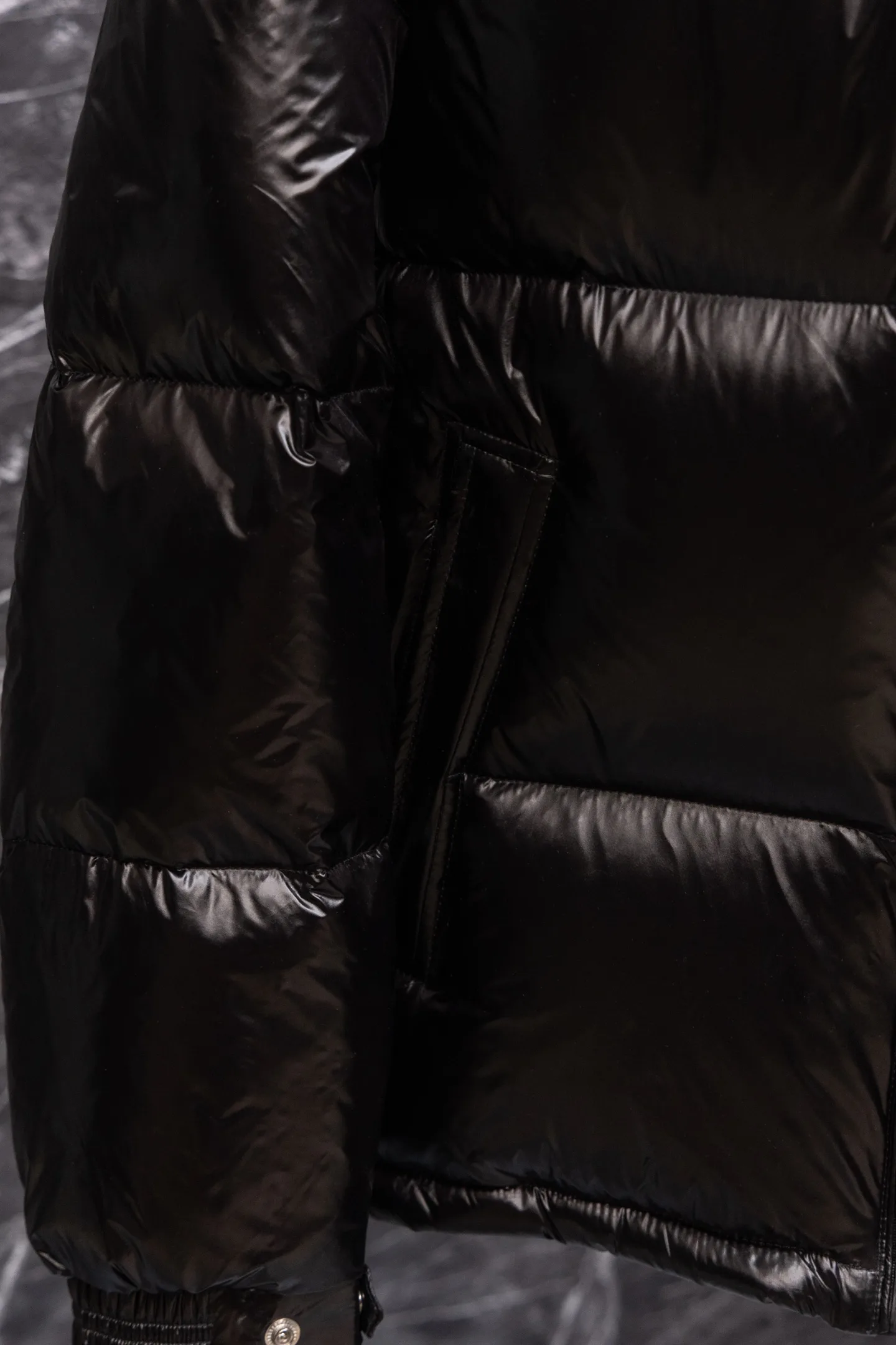 Men's Jackets And Down Jackets MONCLER 18179527