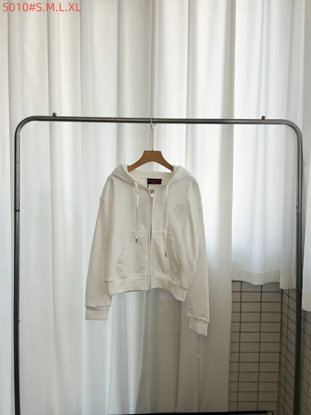 Women's Sweatshirts And Hoodies GUCCI 18263444
