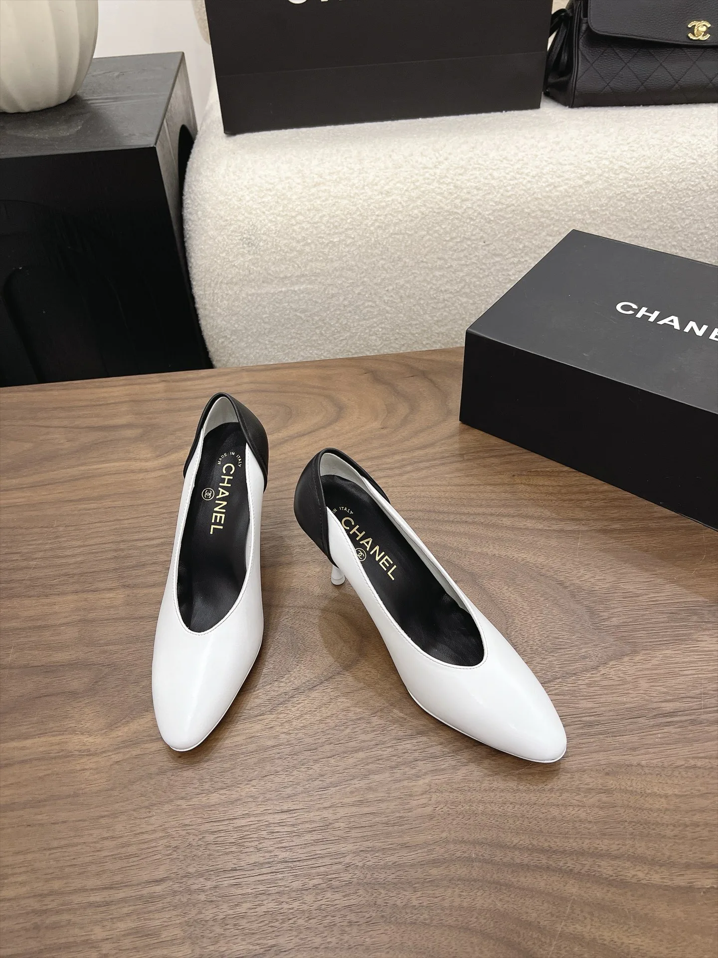 Women's Heels CHANEL 17804827