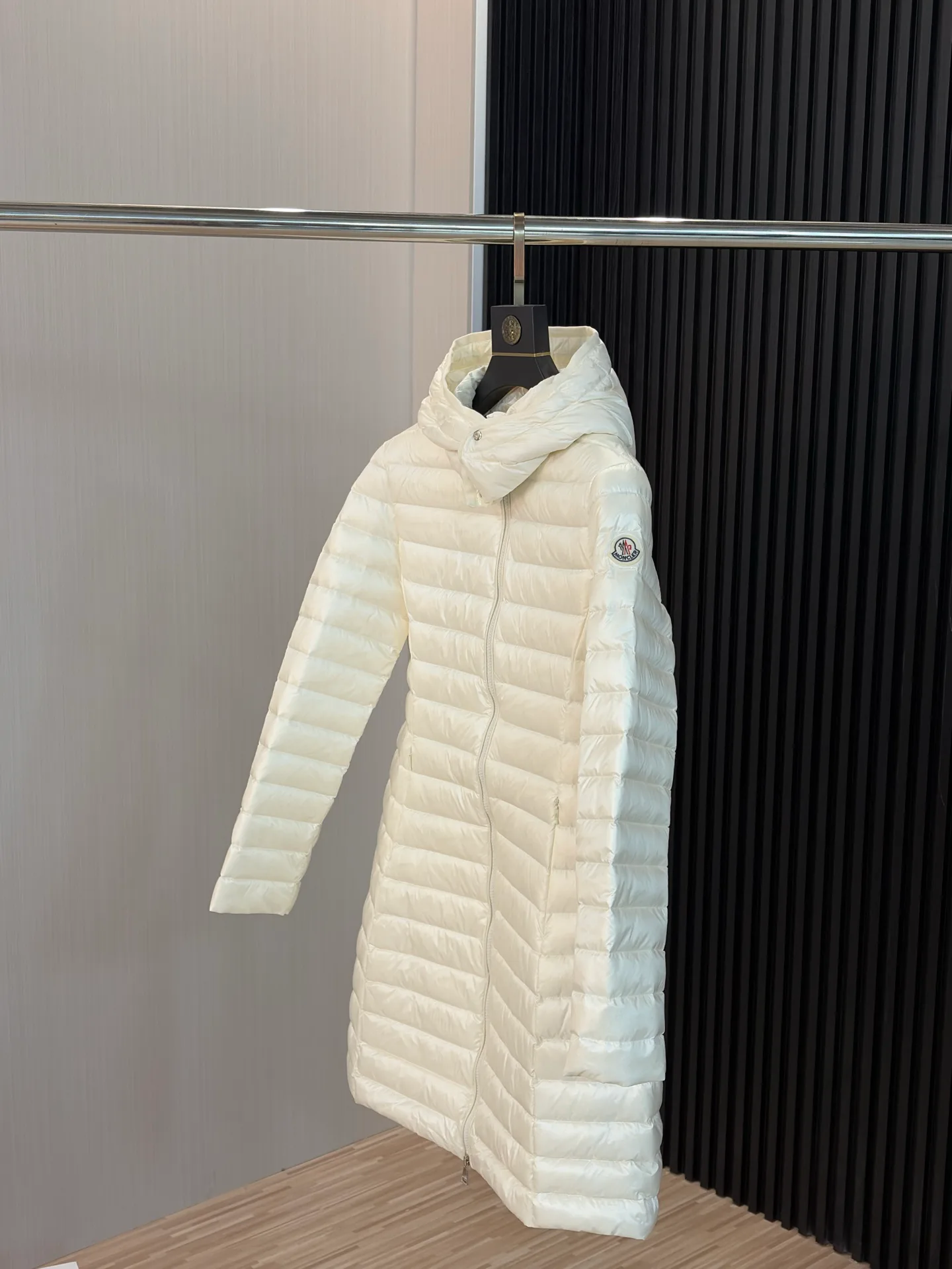 Men's Jackets And Down Jackets MONCLER 18434690