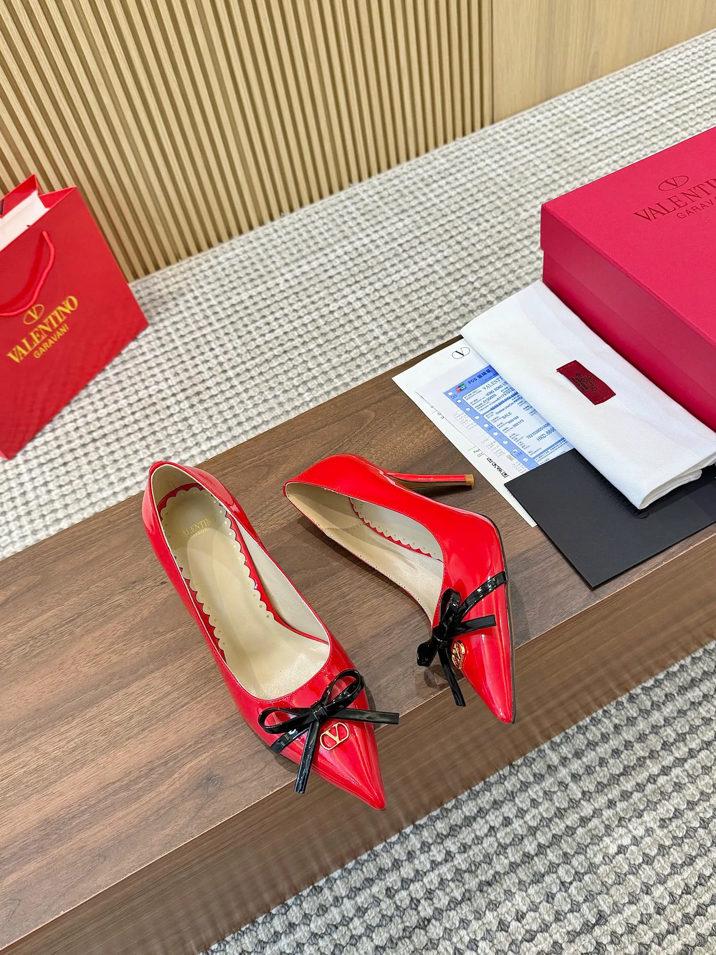 Women's Heels VALENTINO 17956888